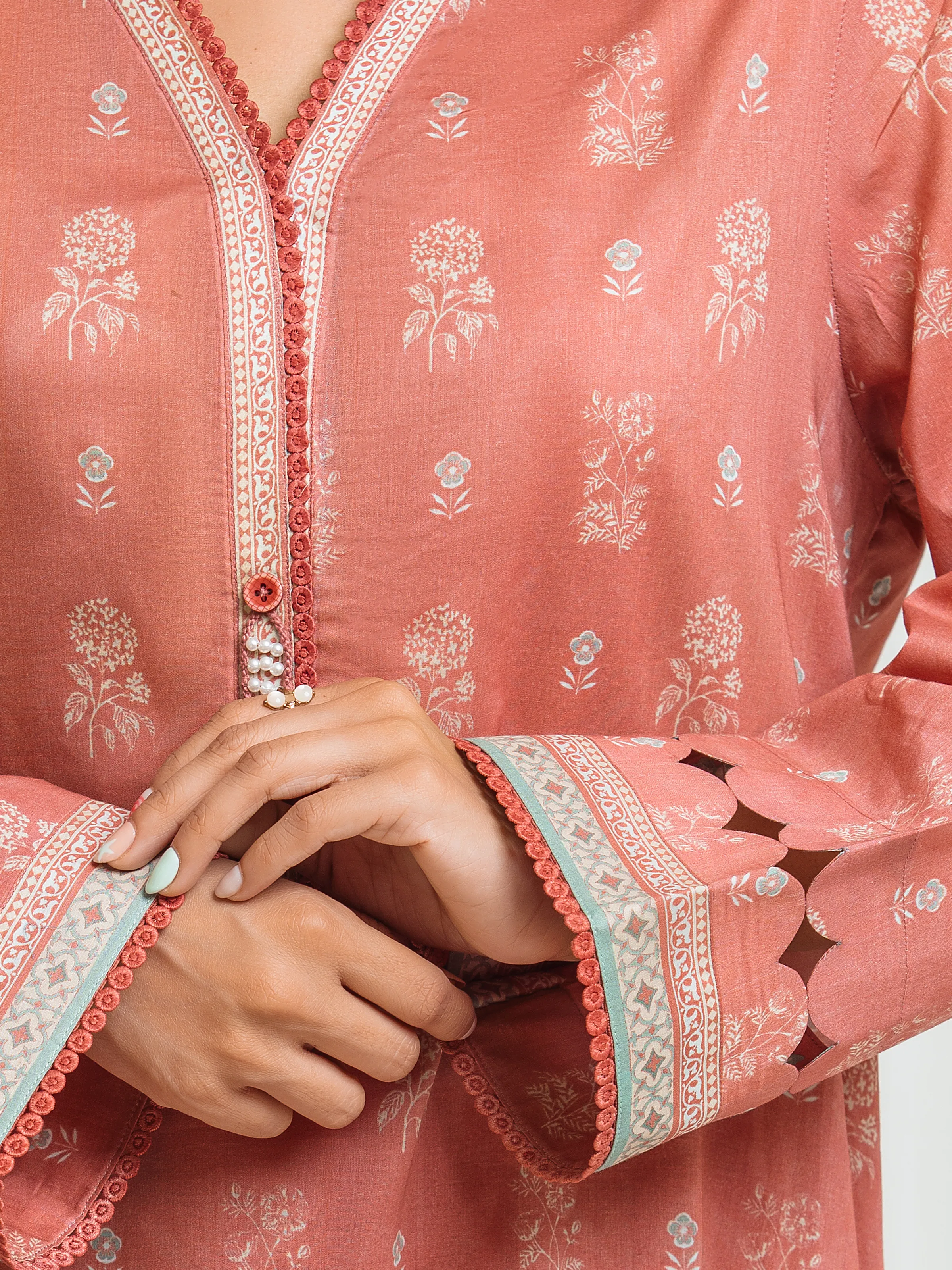 Unstitched Printed Lawn Suit - EWU6A1-36563-3P - Image 3