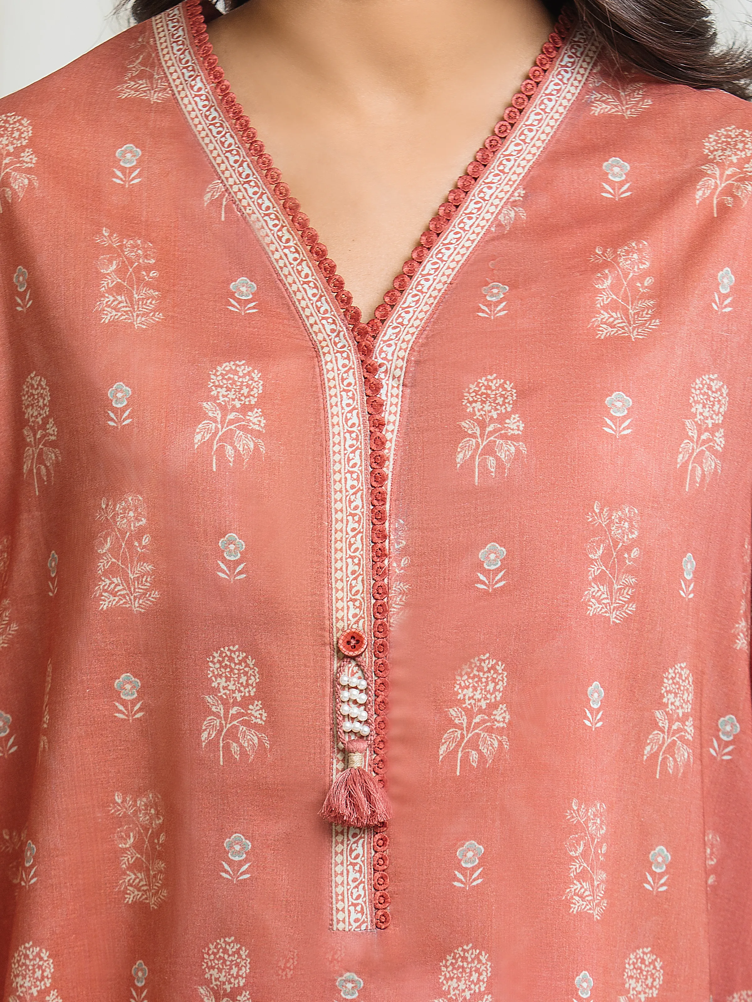 Unstitched Printed Lawn Suit - EWU6A1-36563-3P - Image 4