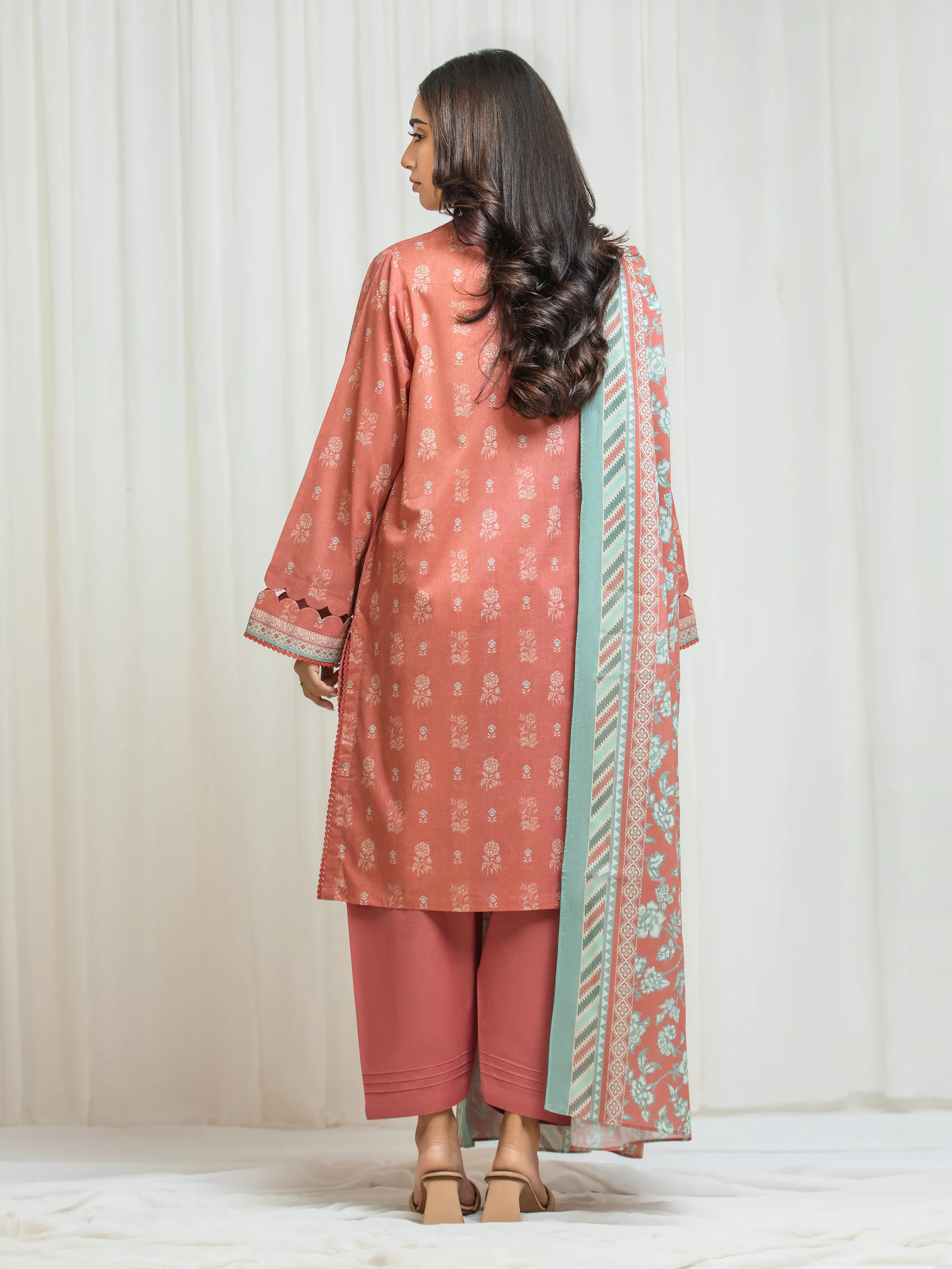 Unstitched Printed Lawn Suit - EWU6A1-36563-3P - Image 5
