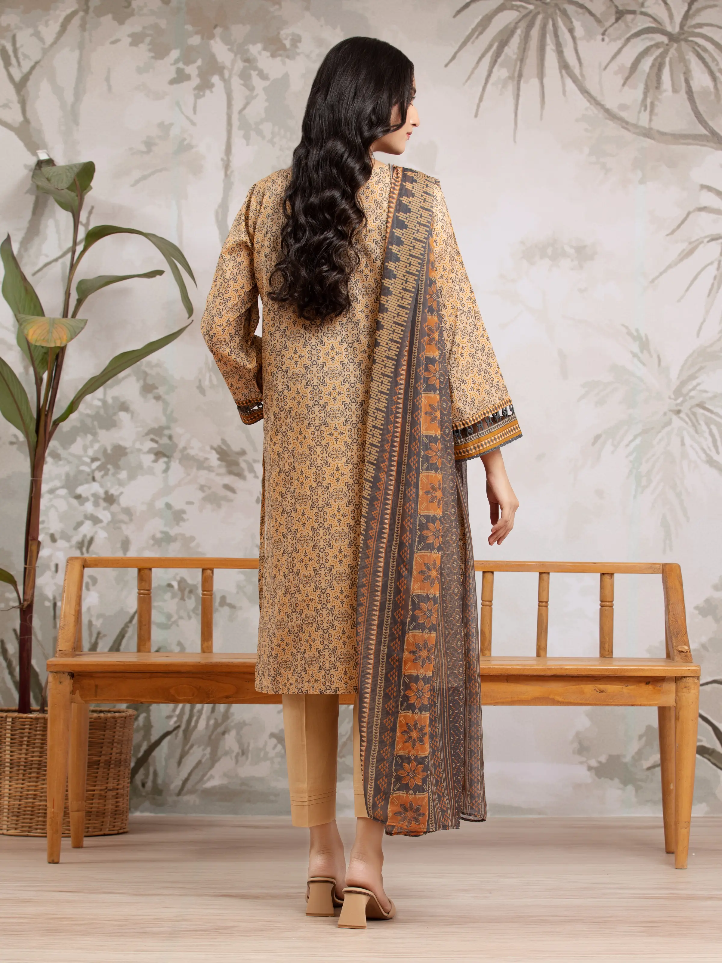 Unstitched Printed Khaddar Suit - EWU24M2-192 - Image 6