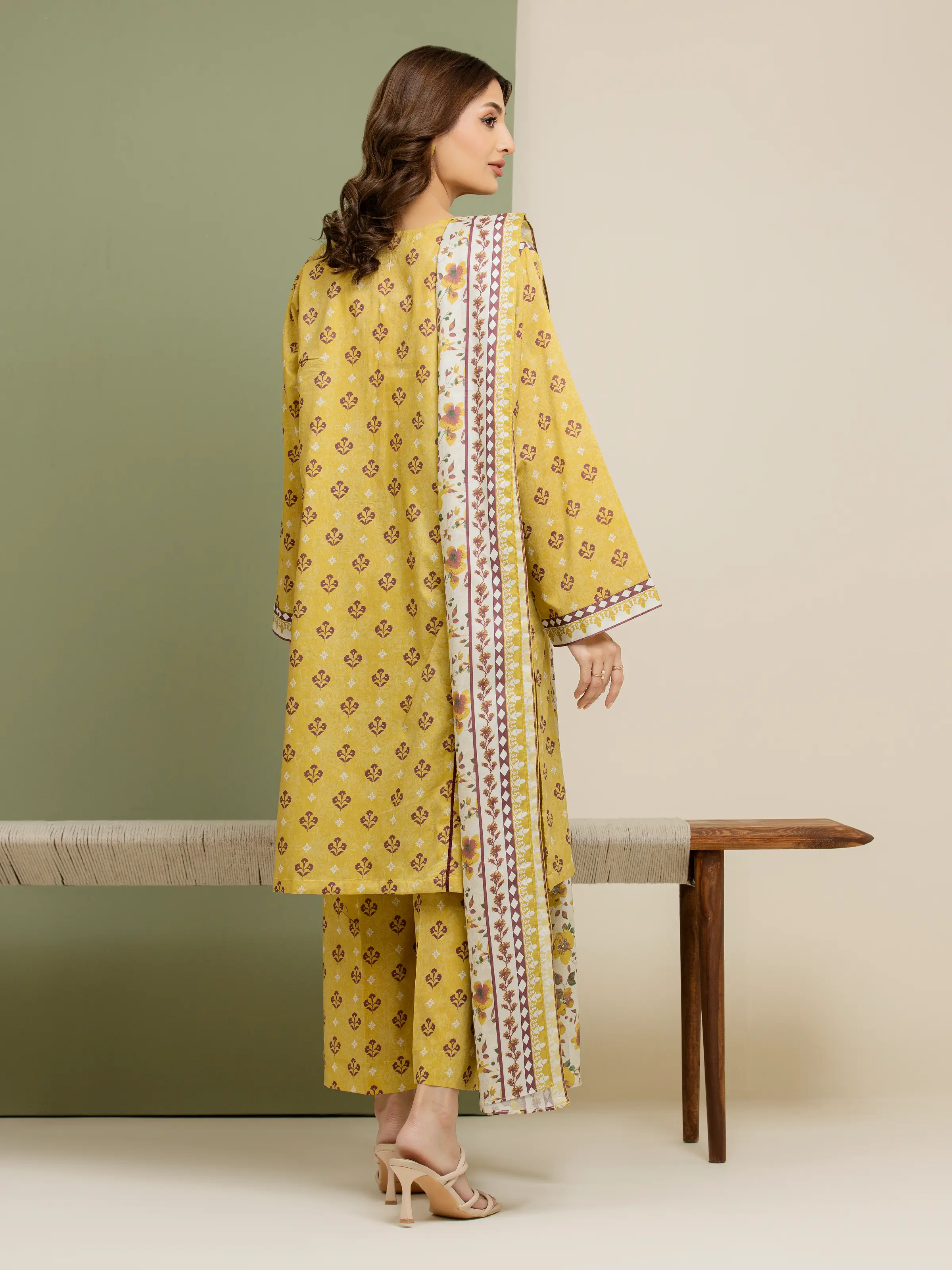Unstitched Printed Lawn Suit - EWU5A1-35149-3P - Image 2