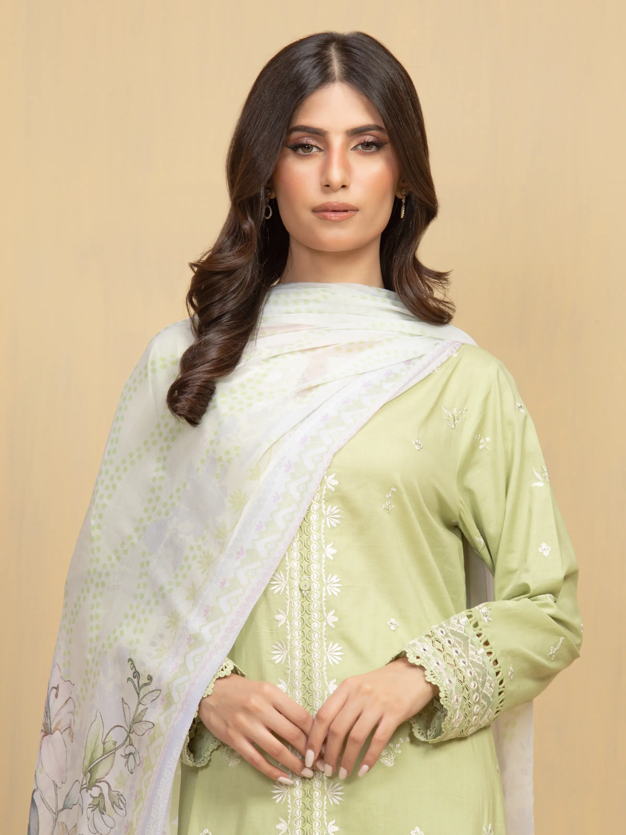 Unstitched Embroidered Cambric Suit - EWU5V2-31600-3P - Image 2