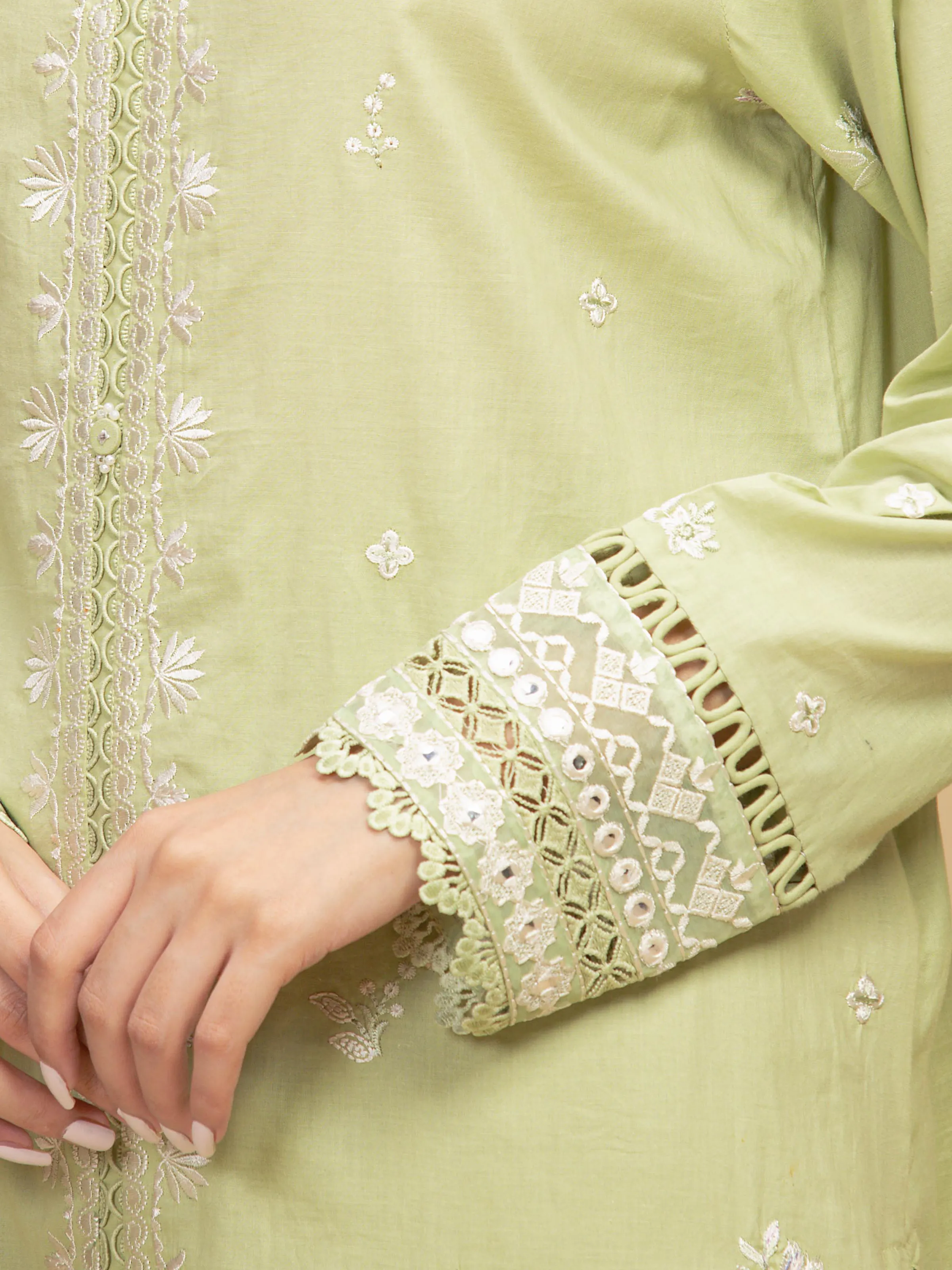 Unstitched Embroidered Cambric Suit - EWU5V2-31600-3P - Image 3