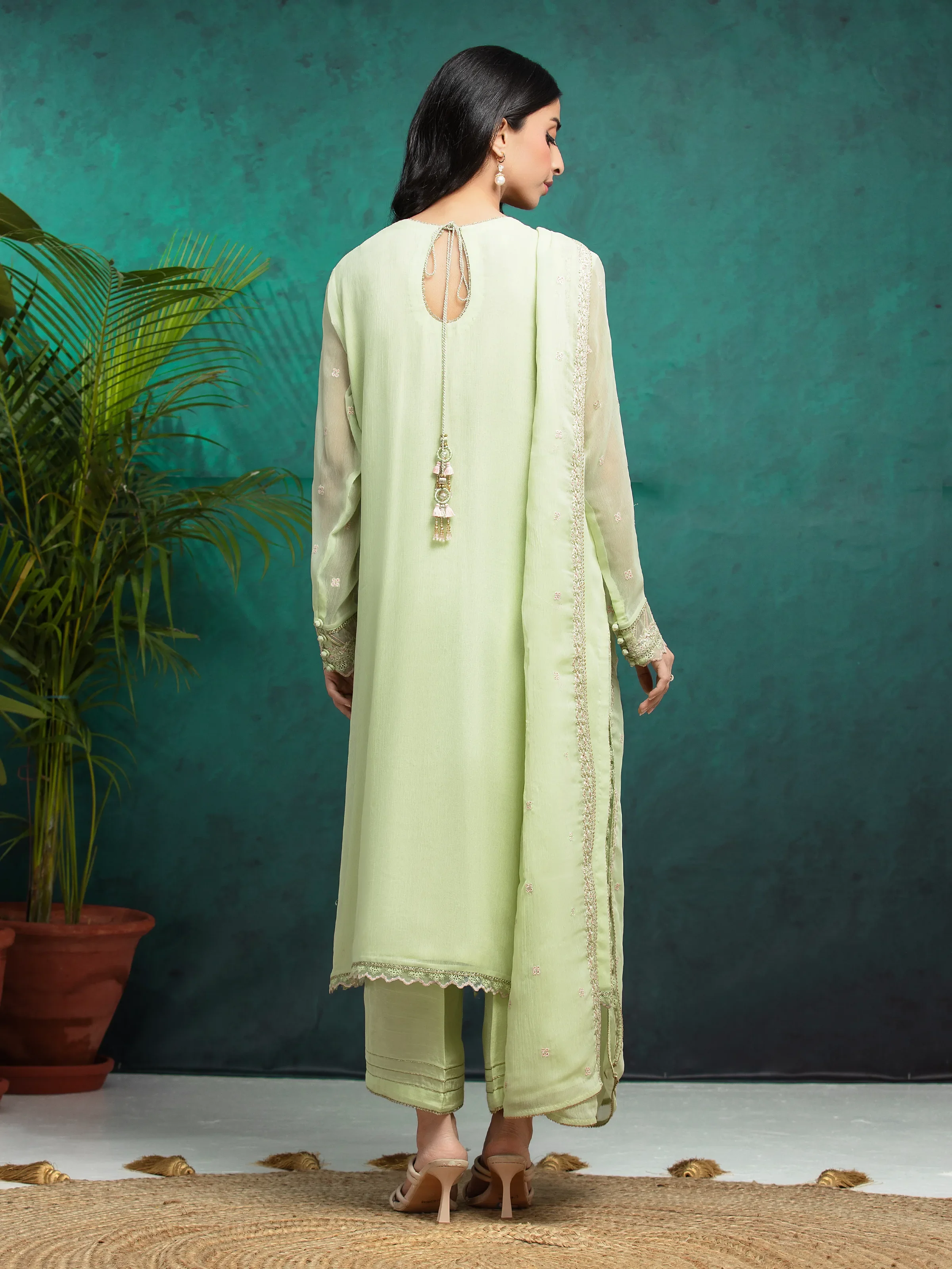 Unstitched Embroidered Chiffon Suit - EWU24V5-30327-3P - Image 4