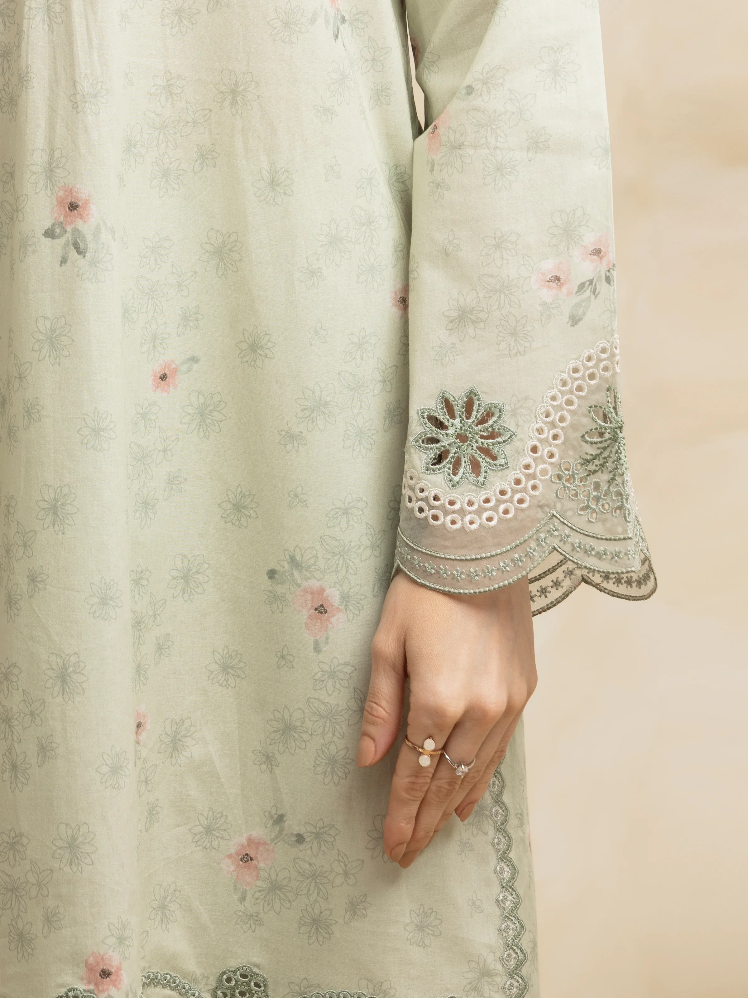 Unstitched Embroidered Lawn Suit - EWU5V1-31062-3P - Image 4