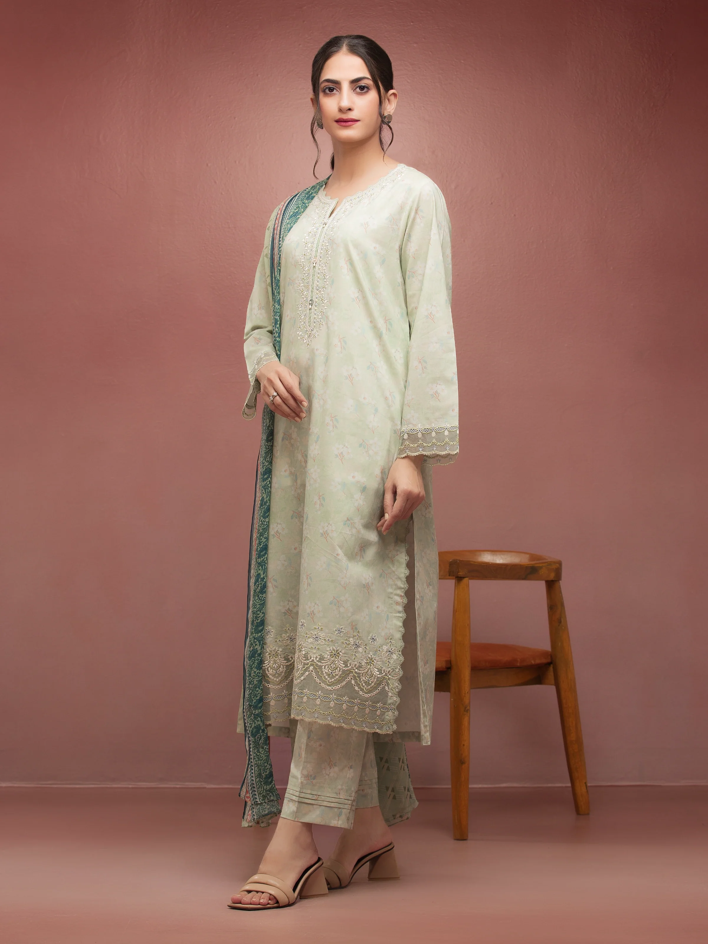 Unstitched Embroidered Lawn Suit - EWU5V1-31086-3P - Image 5