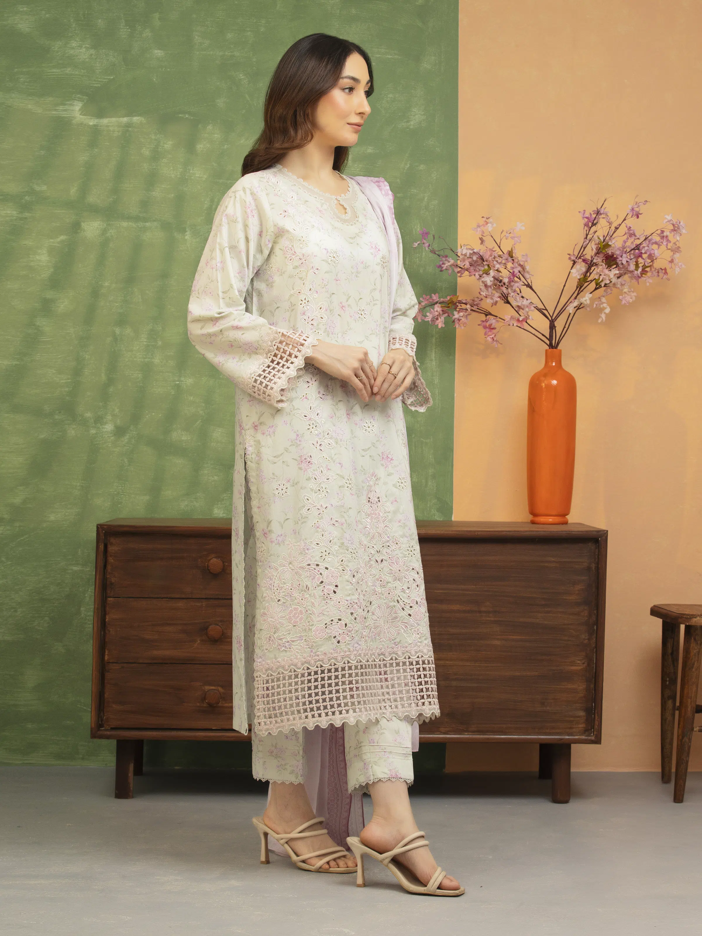 Unstitched Embroidered Lawn Suit - EWU5V1-31444-3P - Image 2