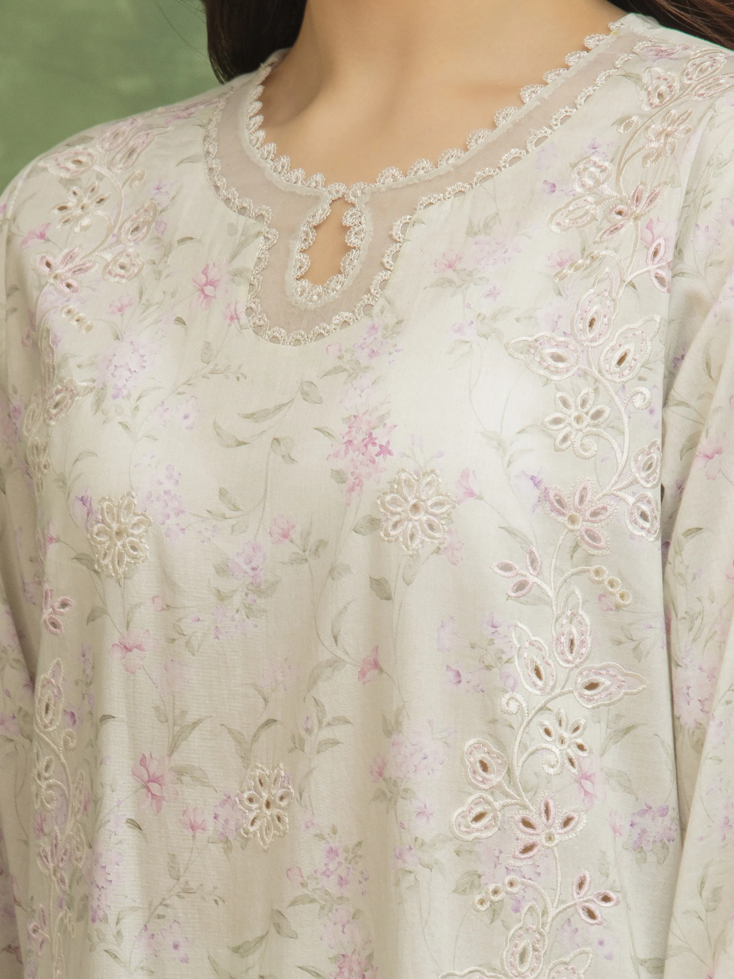 Unstitched Embroidered Lawn Suit - EWU5V1-31444-3P - Image 3