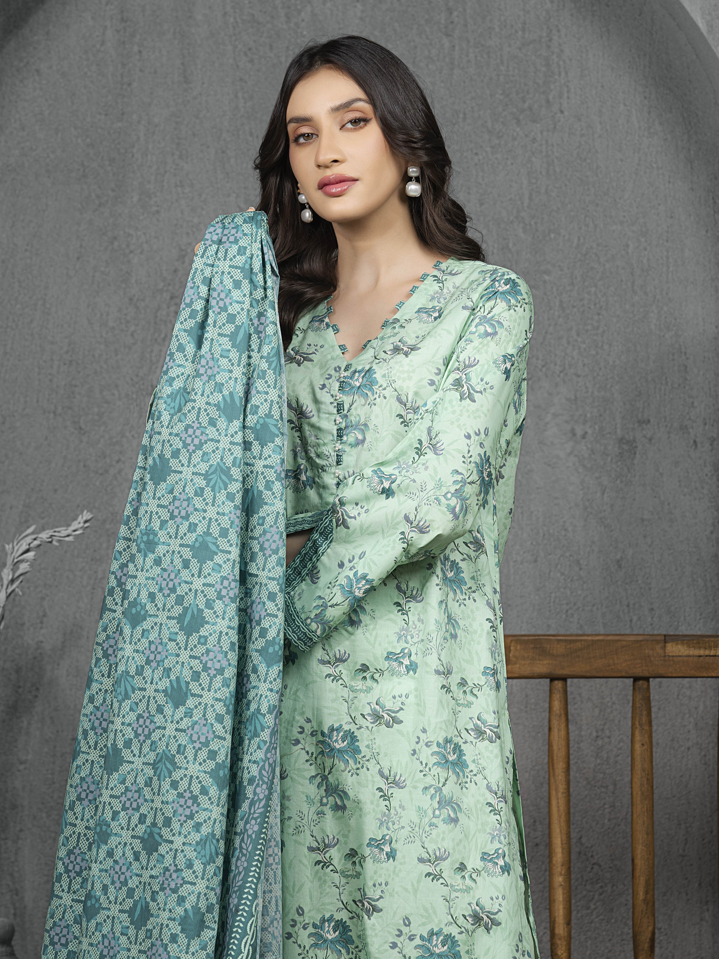 Unstitched Printed Cambric Suit - EWU5A2-35820-3P - Image 2