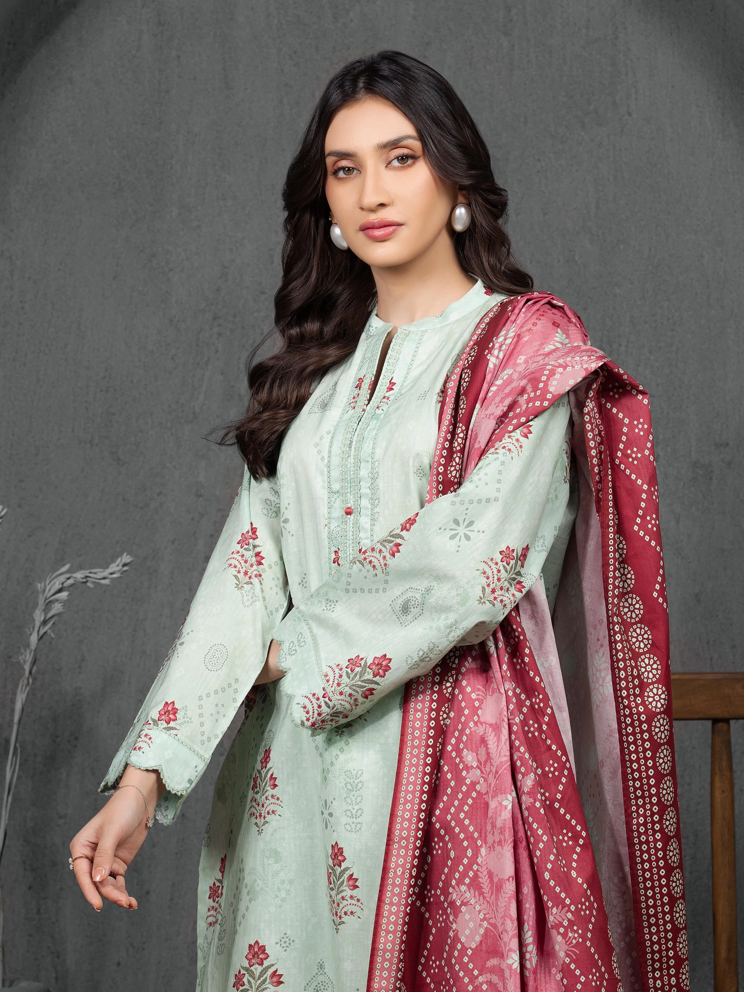 Unstitched Printed Cambric Suit - EWU5A2-35822-3P - Image 2