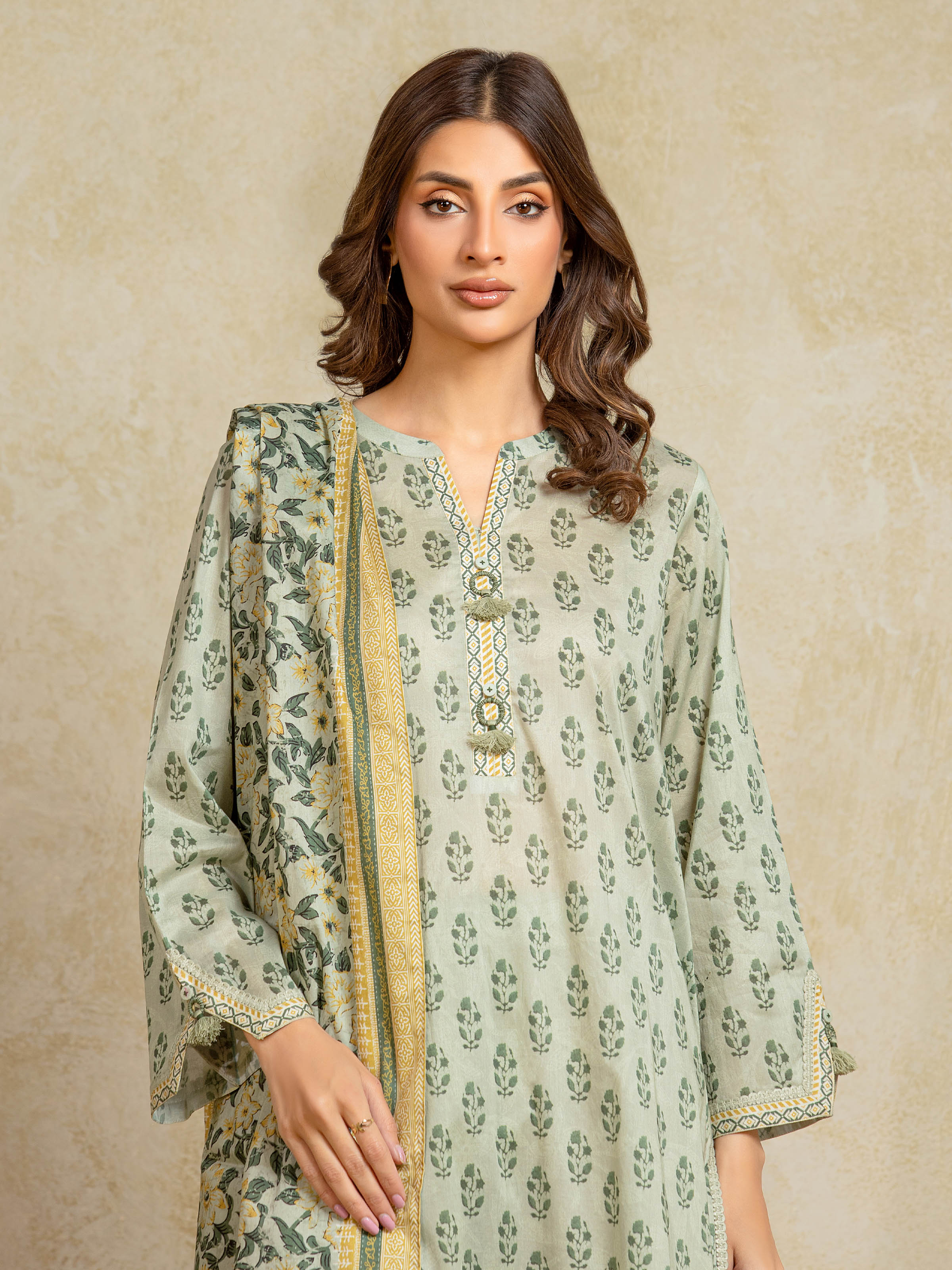 Unstitched Printed Khaddar Suit - EWU5A3-35922-3P - Image 2