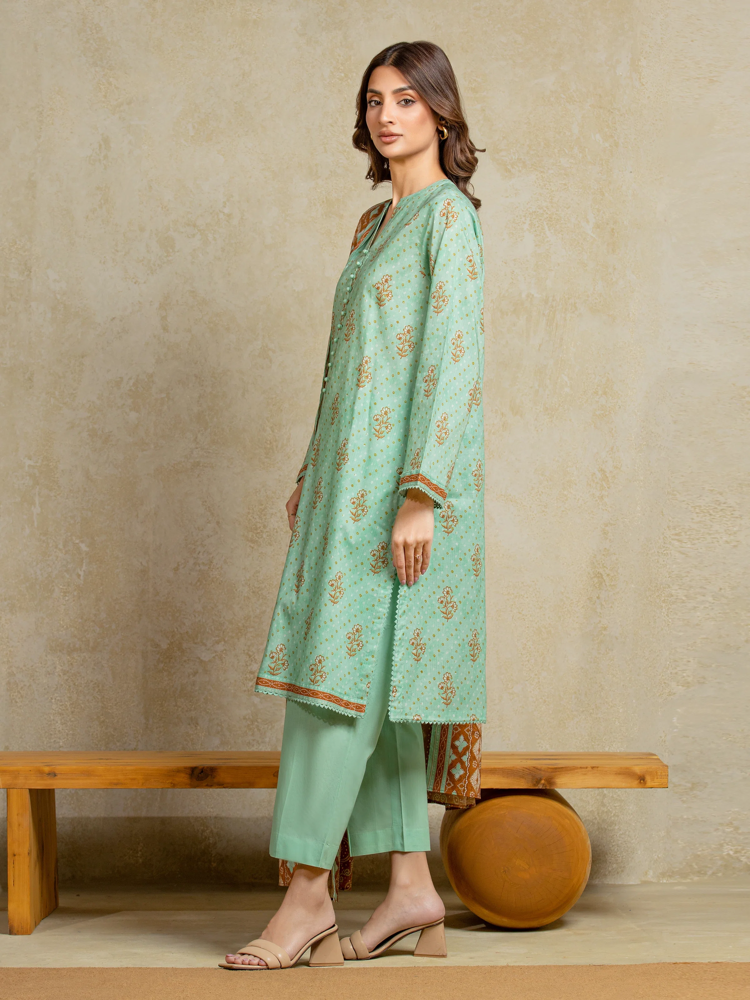Unstitched Printed Khaddar Suit - EWU5A3-35975-3P - Image 5