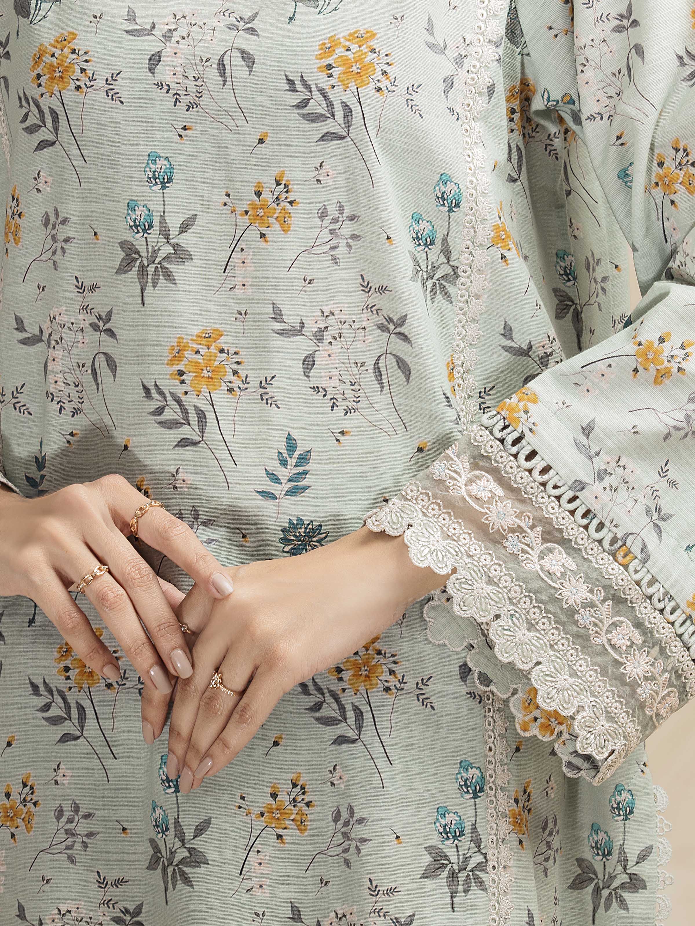 Unstitched Embroidered Khaddar Suit - EWU5V12-30193-3P - Image 3