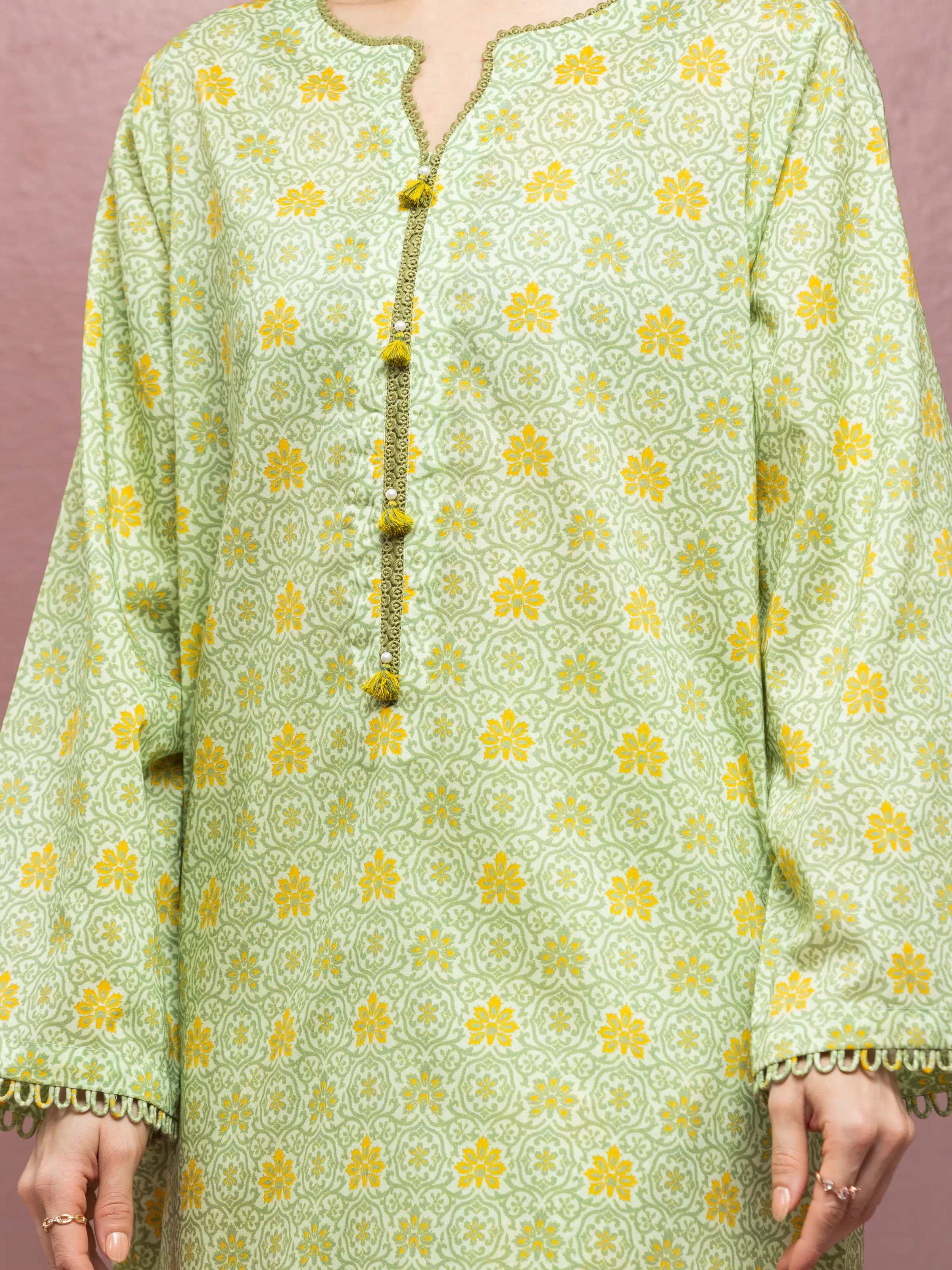 Unstitched Printed Lawn Suit - EWU5A1-35114-3P - Image 3