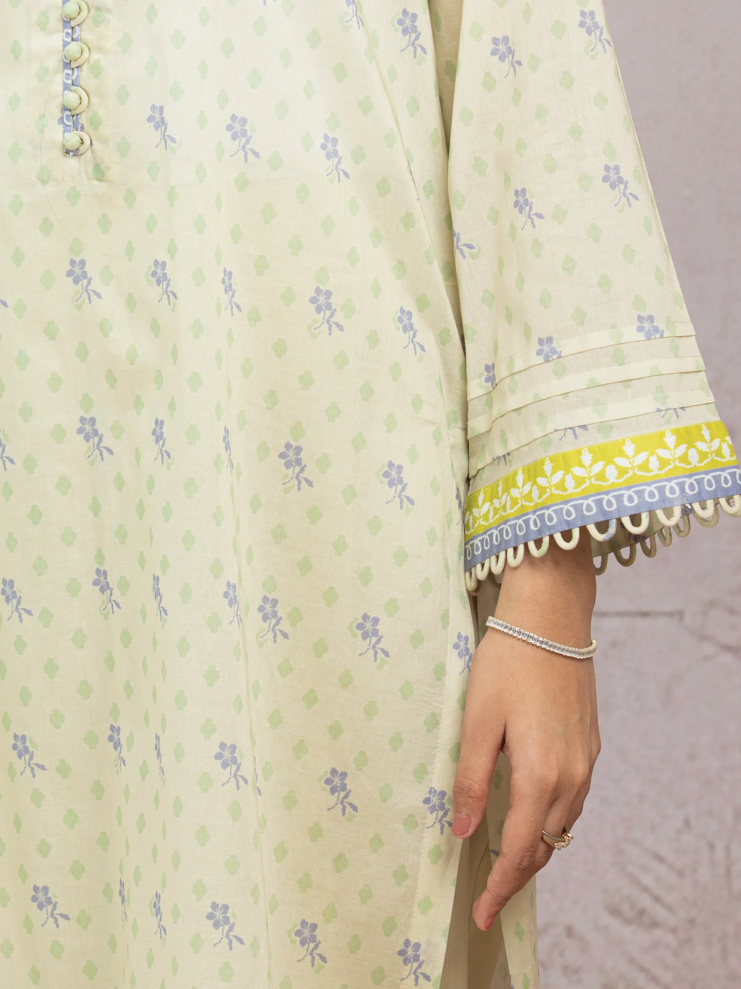 Unstitched Printed Lawn Suit - EWU5A1-35223-3P - Image 5