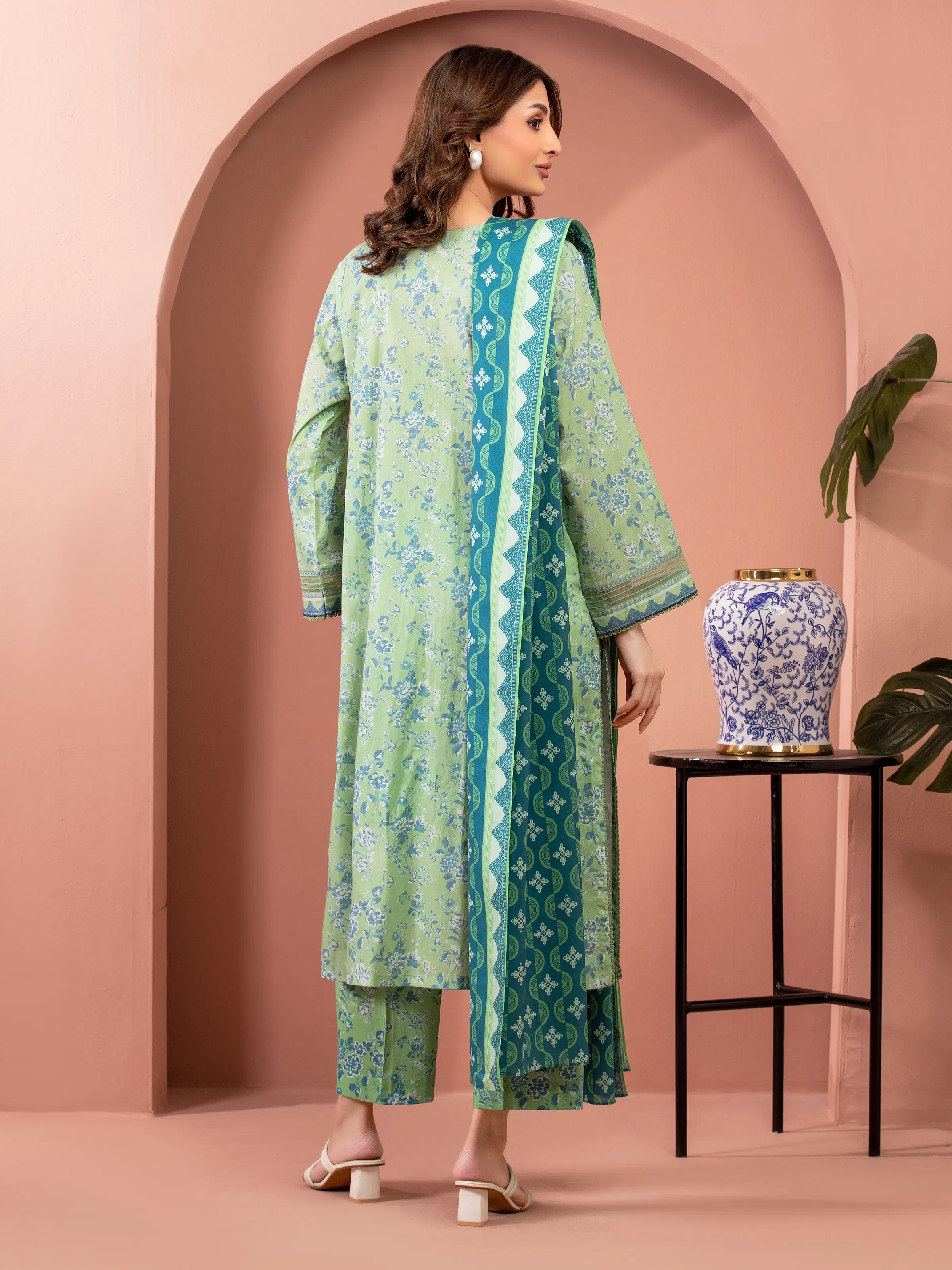 Unstitched Printed Lawn Suit - EWU5A1-35611-3P - Image 2