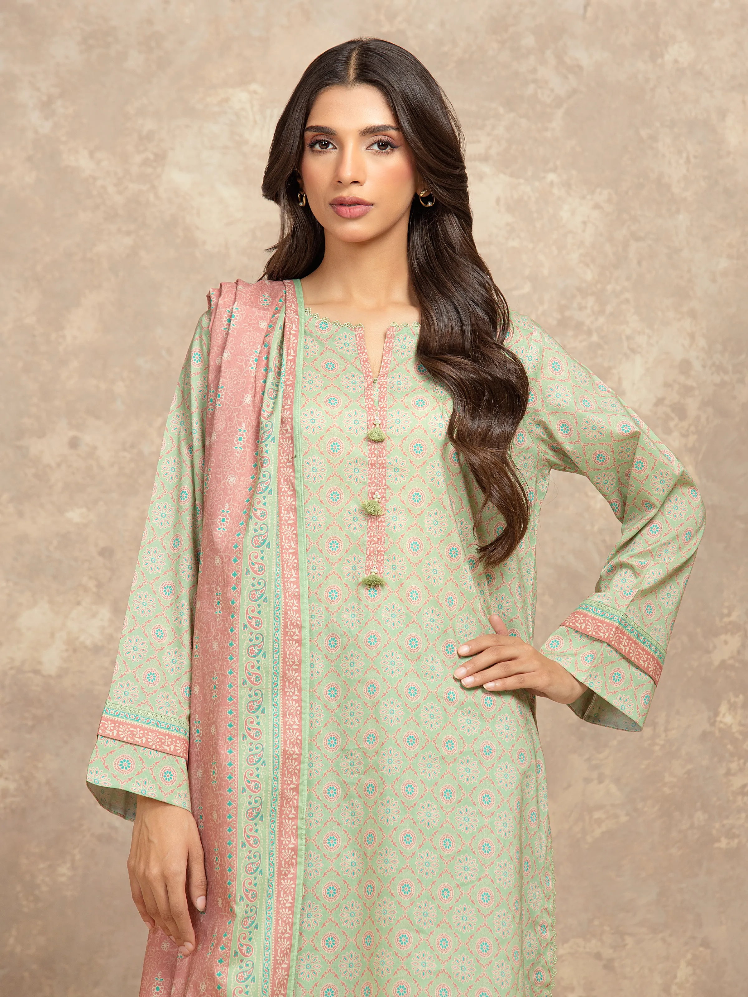 Unstitched Printed Lawn Suit - EWU6A1-36531-3P - Image 2