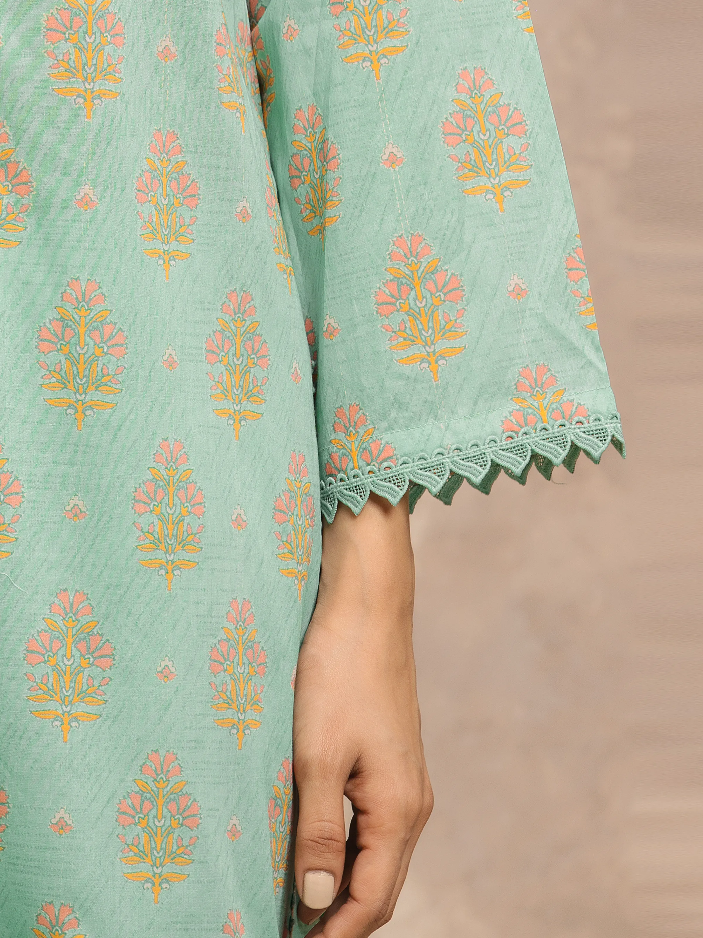Unstitched Printed Lawn Suit - EWU6A1-36746-3P - Image 3