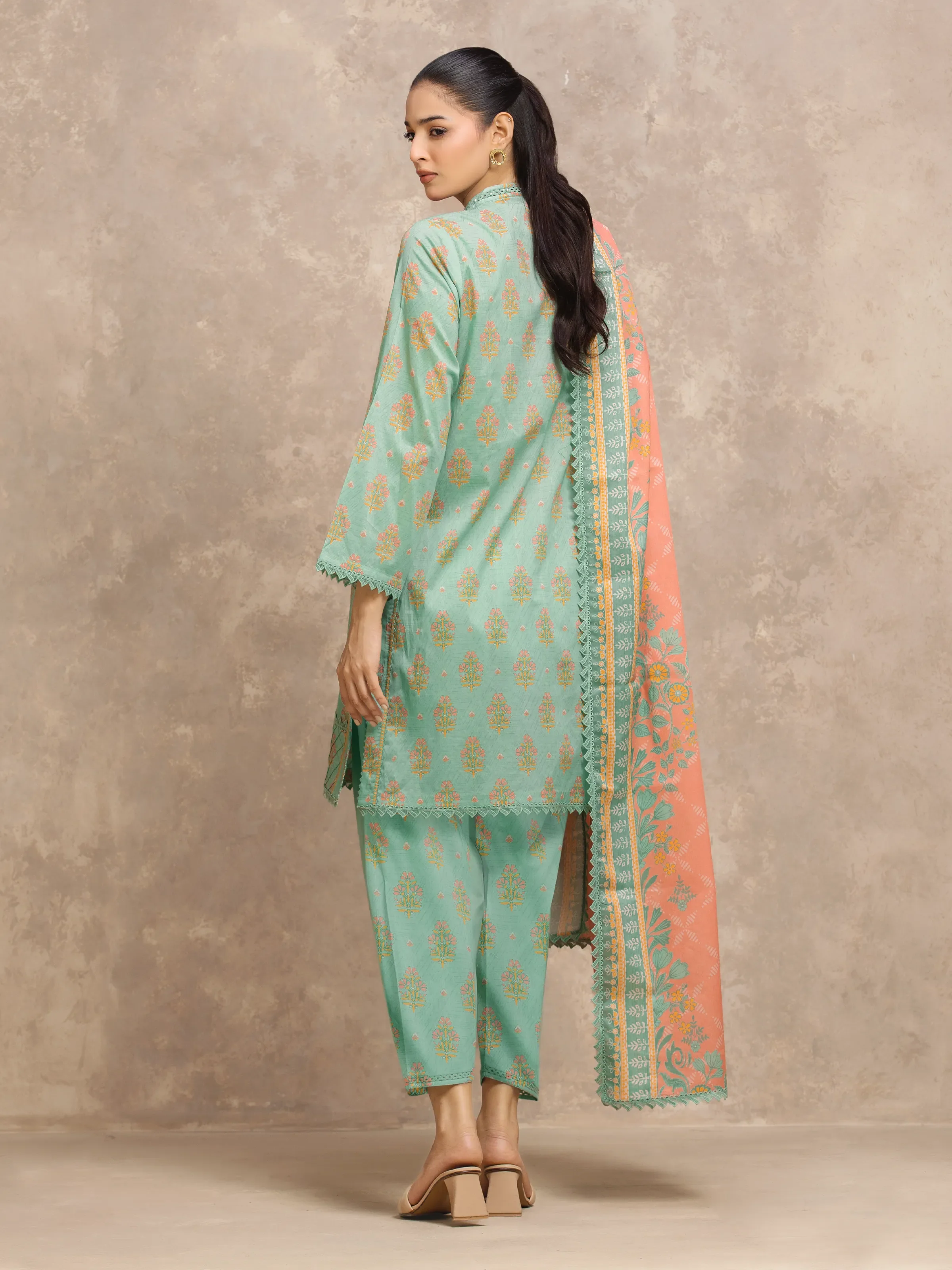 Unstitched Printed Lawn Suit - EWU6A1-36746-3P - Image 6