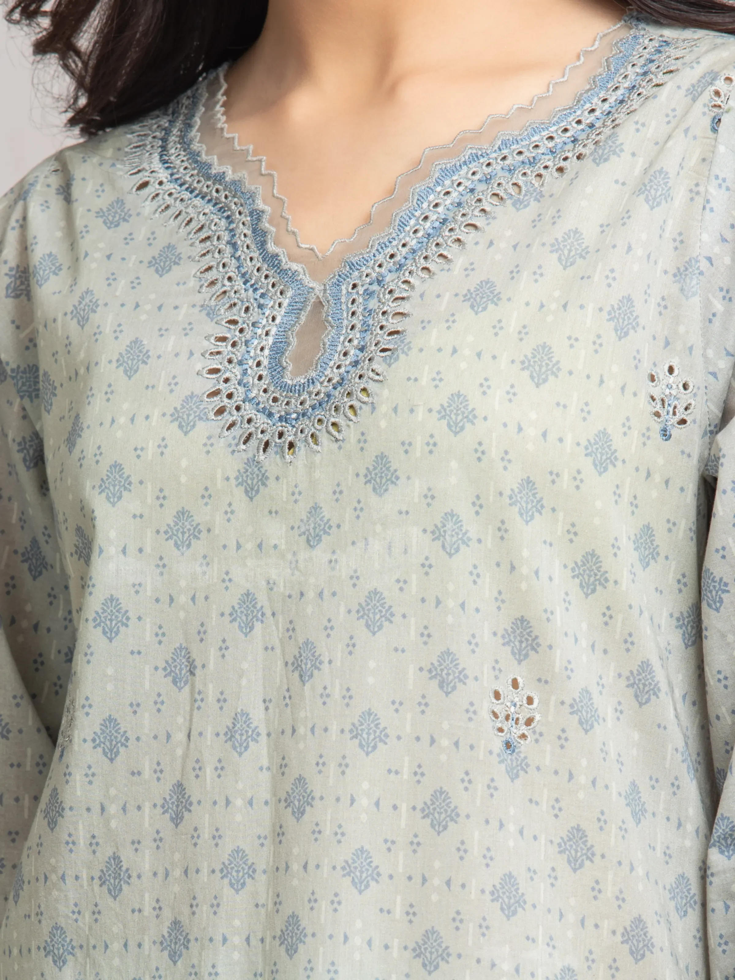 Unstitched Embroidered Cambric Suit - EWU24V2-30025-3P - Image 3