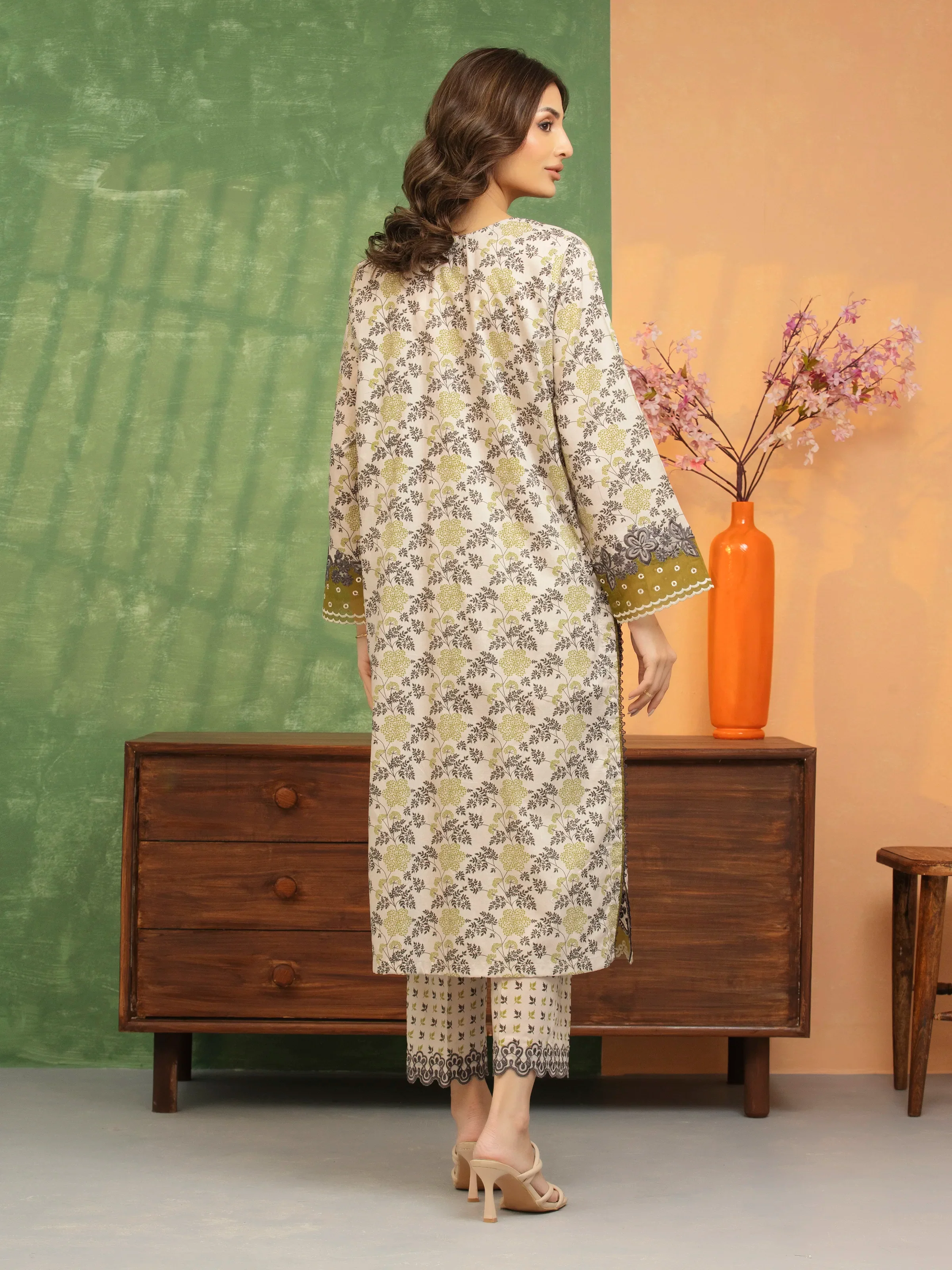 Unstitched Embroidered Lawn Shirt Trouser - EWU5V1-31467ST - Image 6