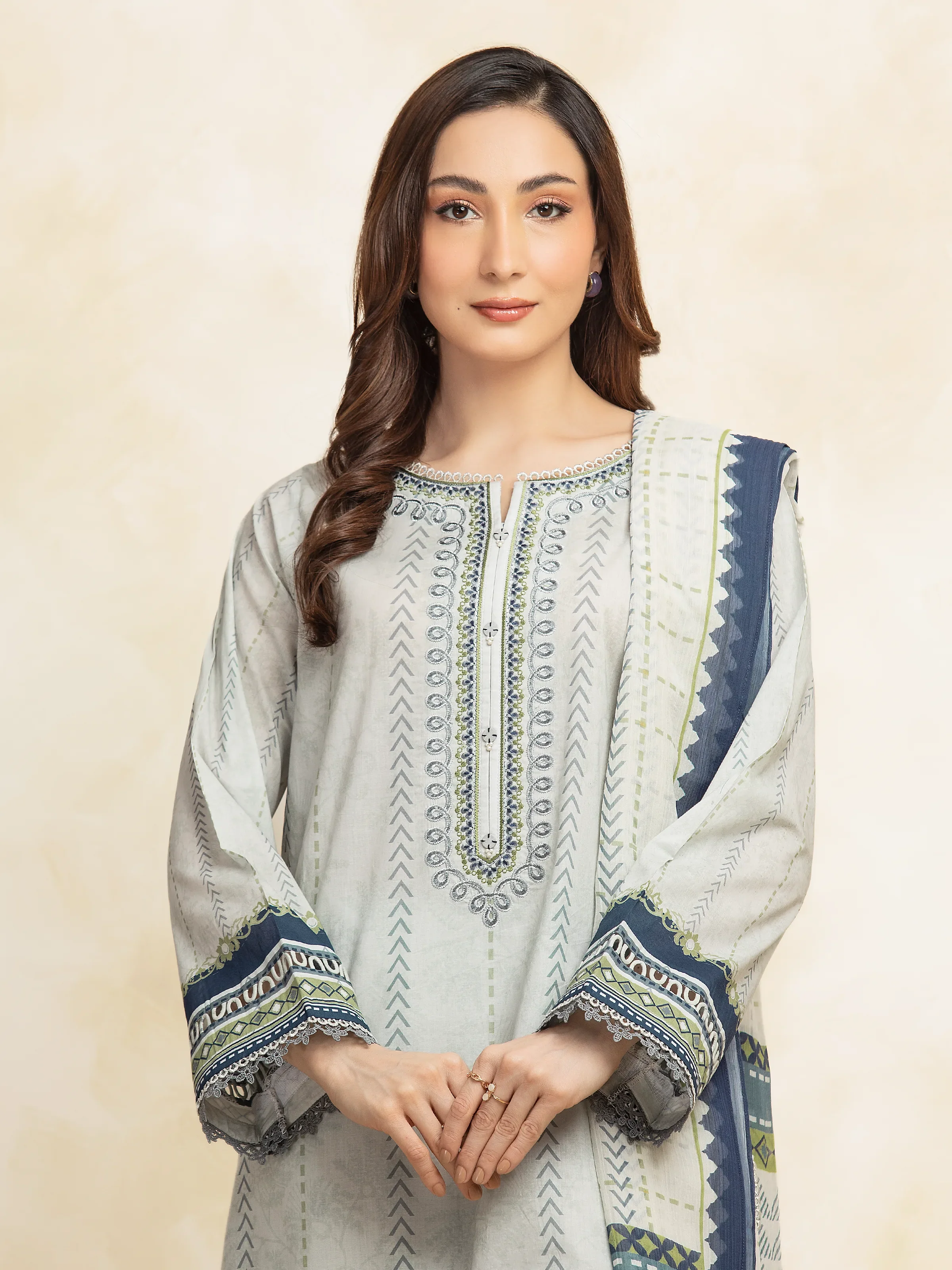Unstitched Embroidered Lawn Suit - EWU5V1-31320-3P - Image 2