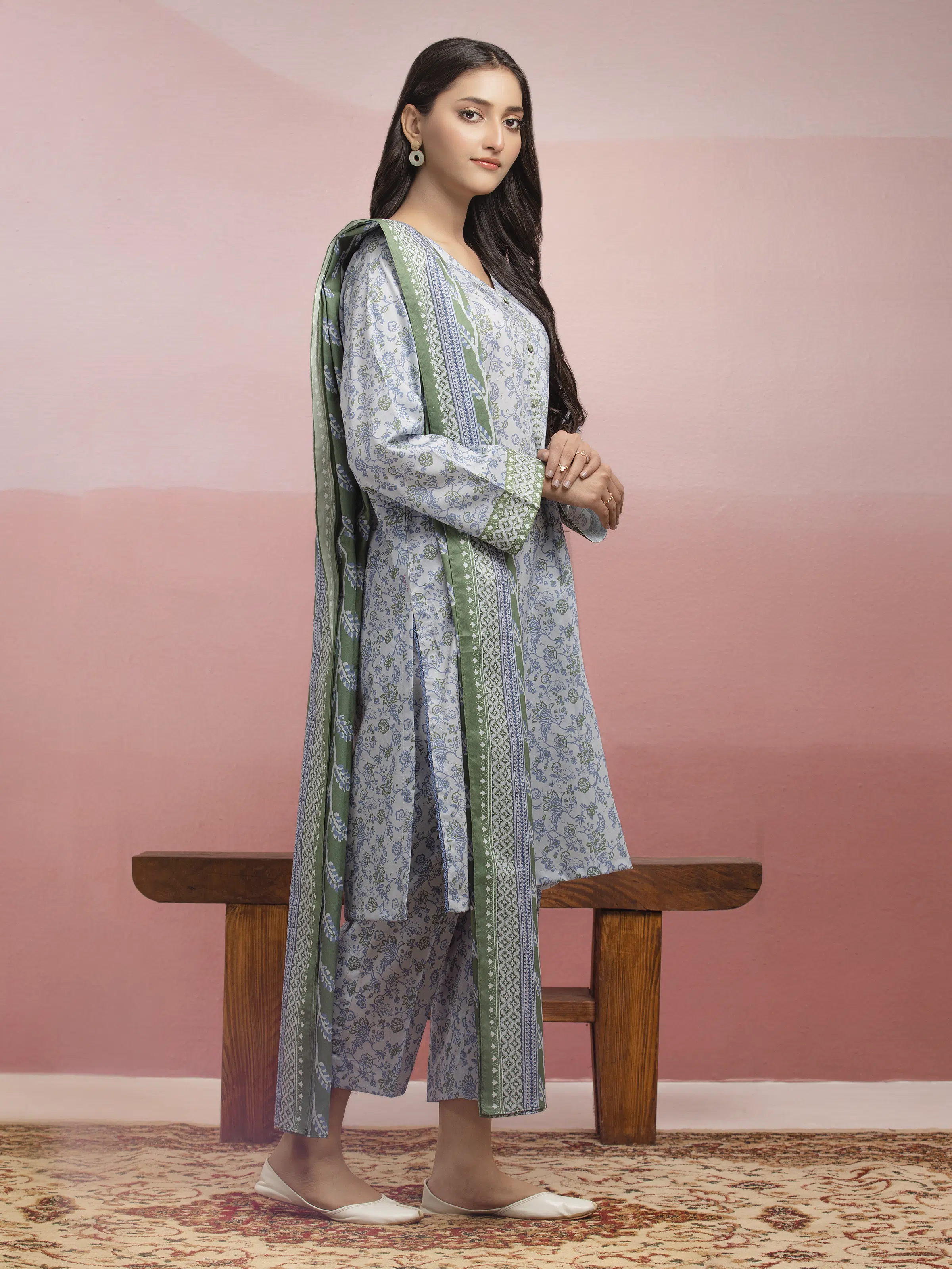Unstitched Printed Lawn Suit - EWU5A1-35117-3P - Image 3