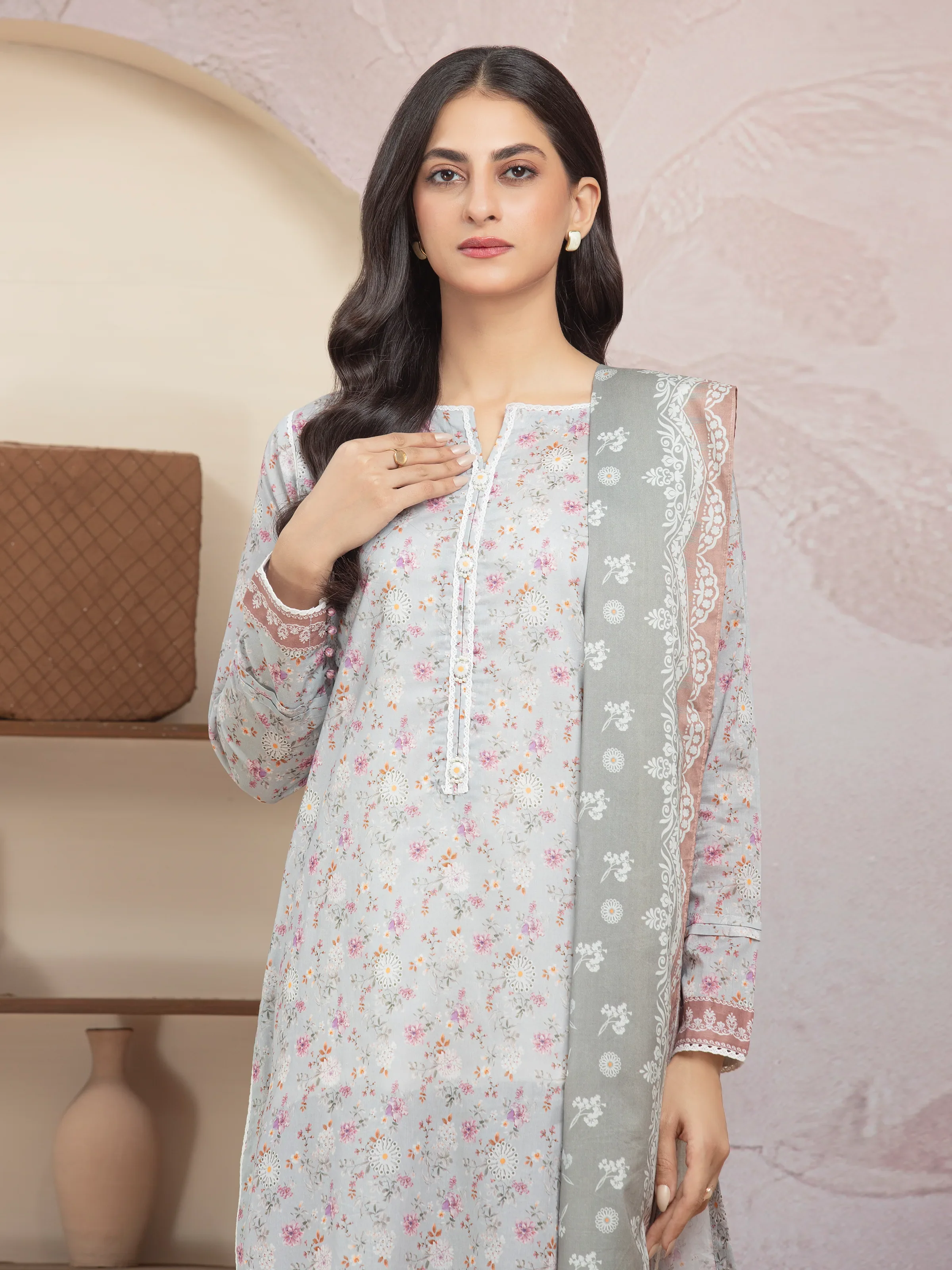 Unstitched Printed Lawn Suit - EWU5A1-35221-3P - Image 3