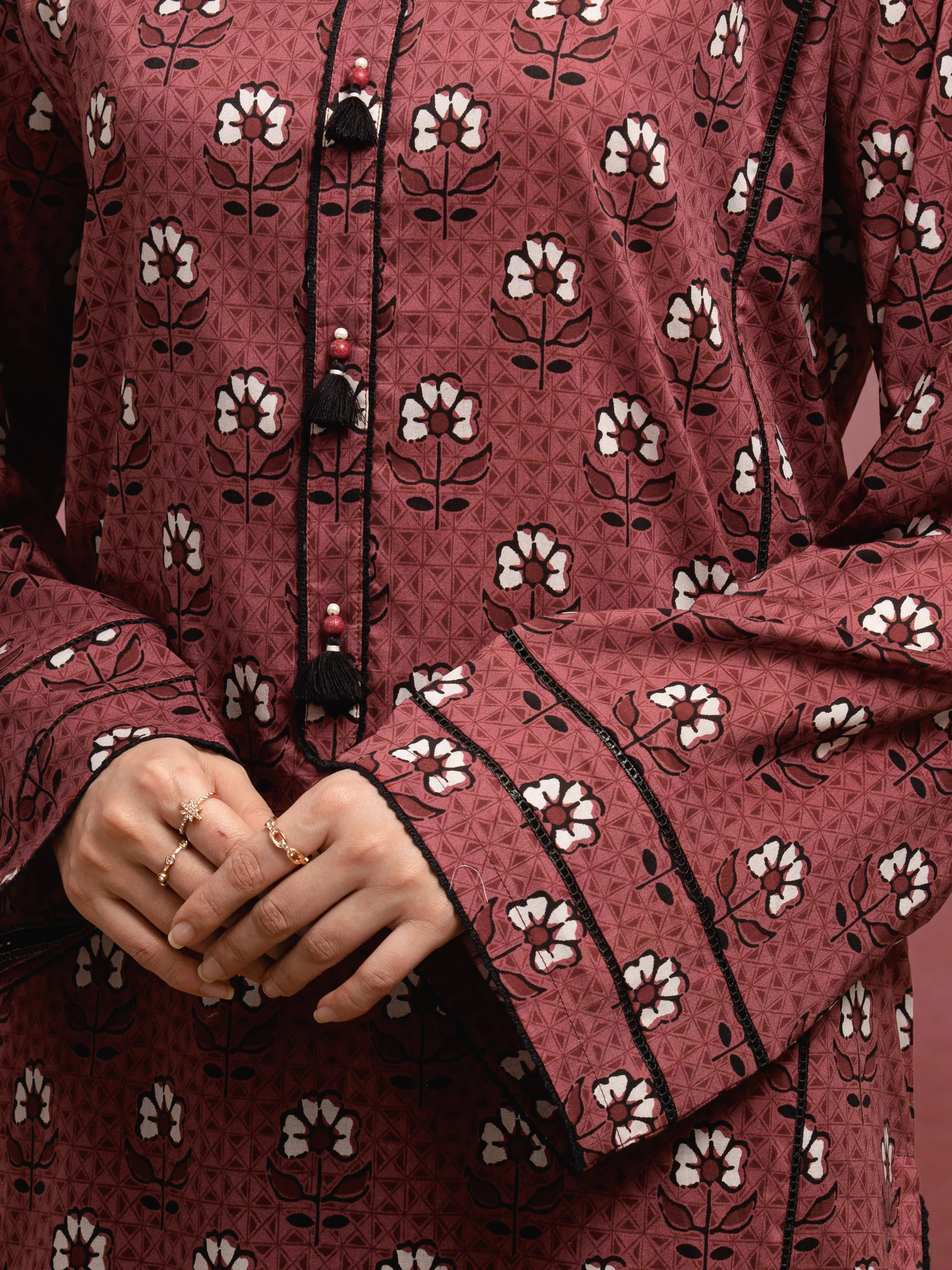 Unstitched Printed Lawn Suit - EWU5A1-35056-3P - Image 4