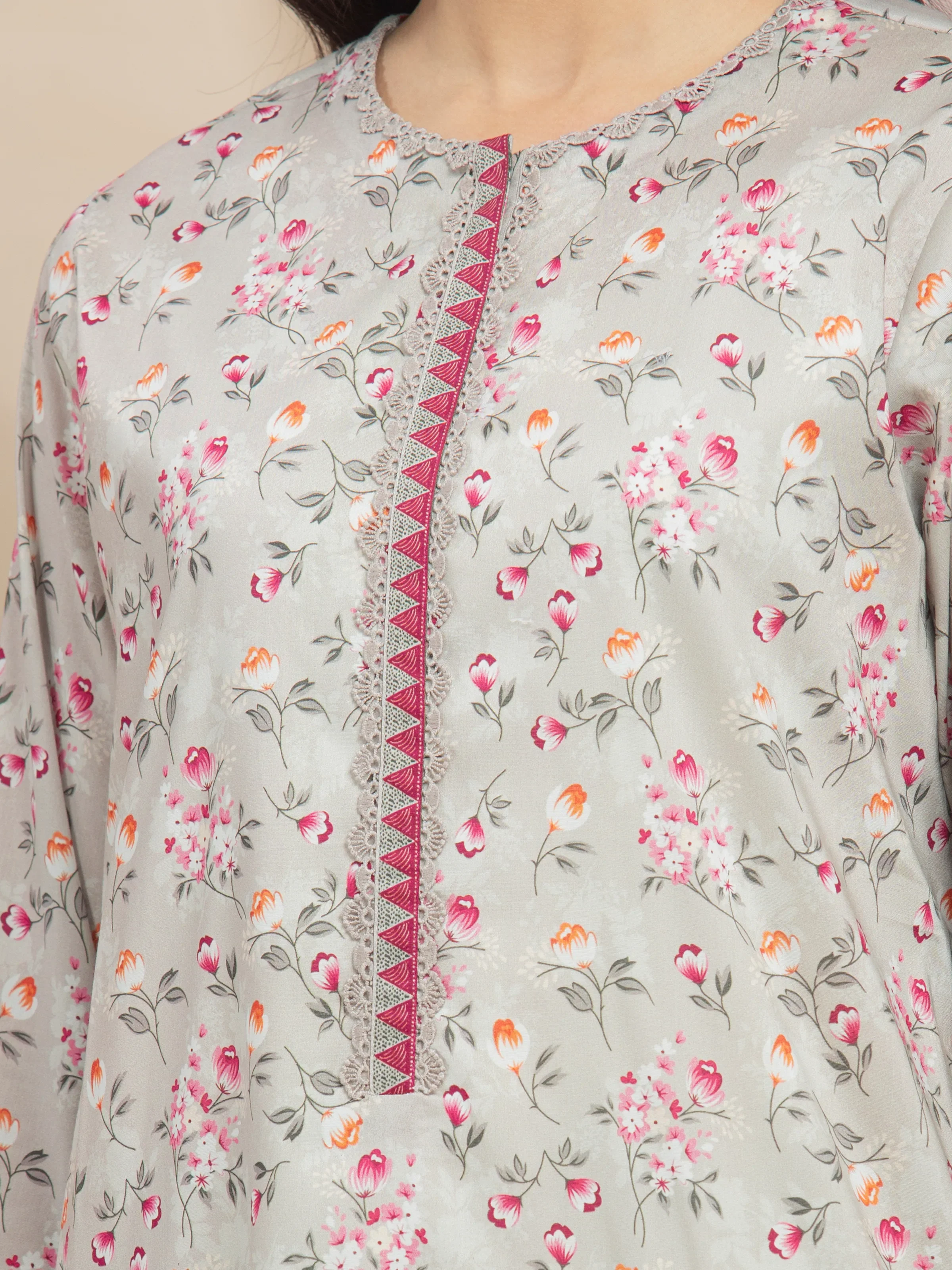 Unstitched Printed Lawn Suit - EWU5A1-35029-3P - Image 4