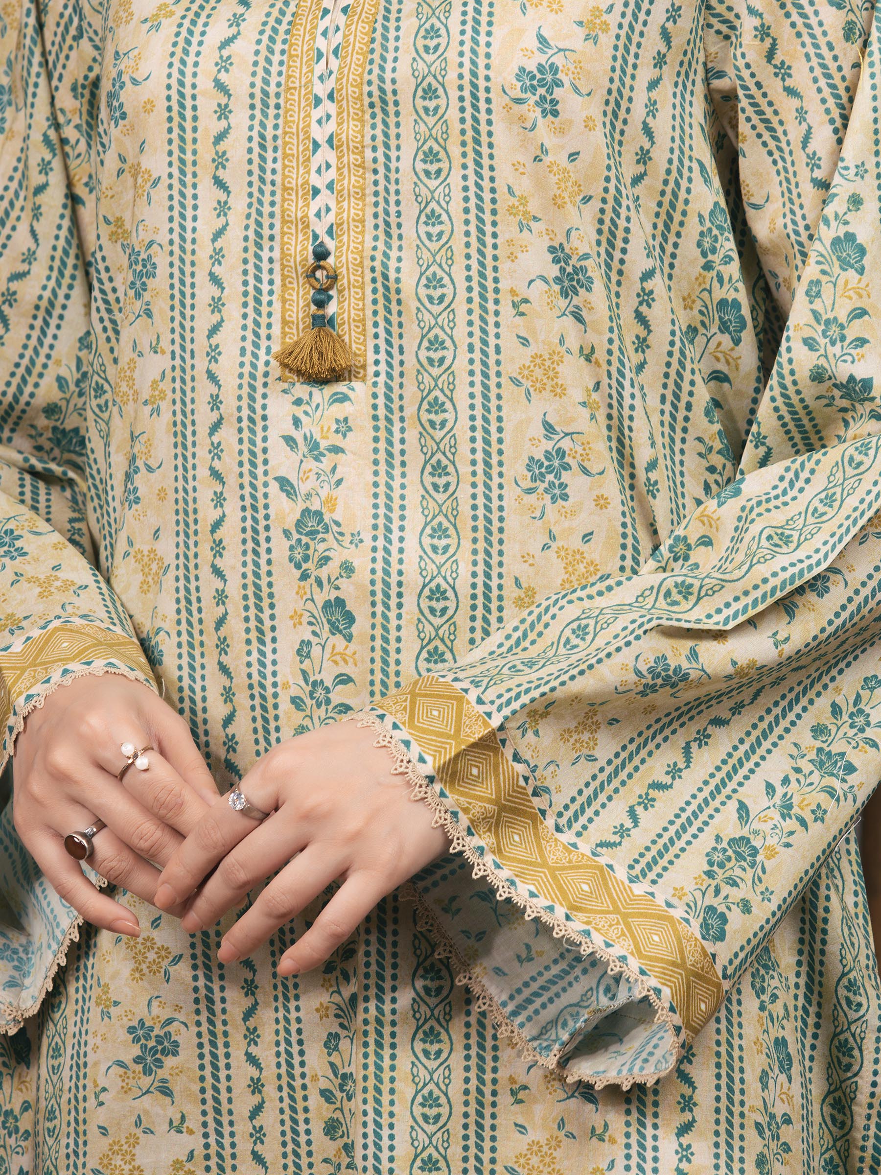 Unstitched Printed Cambric Suit - EWU5A2-35825-3P - Image 3