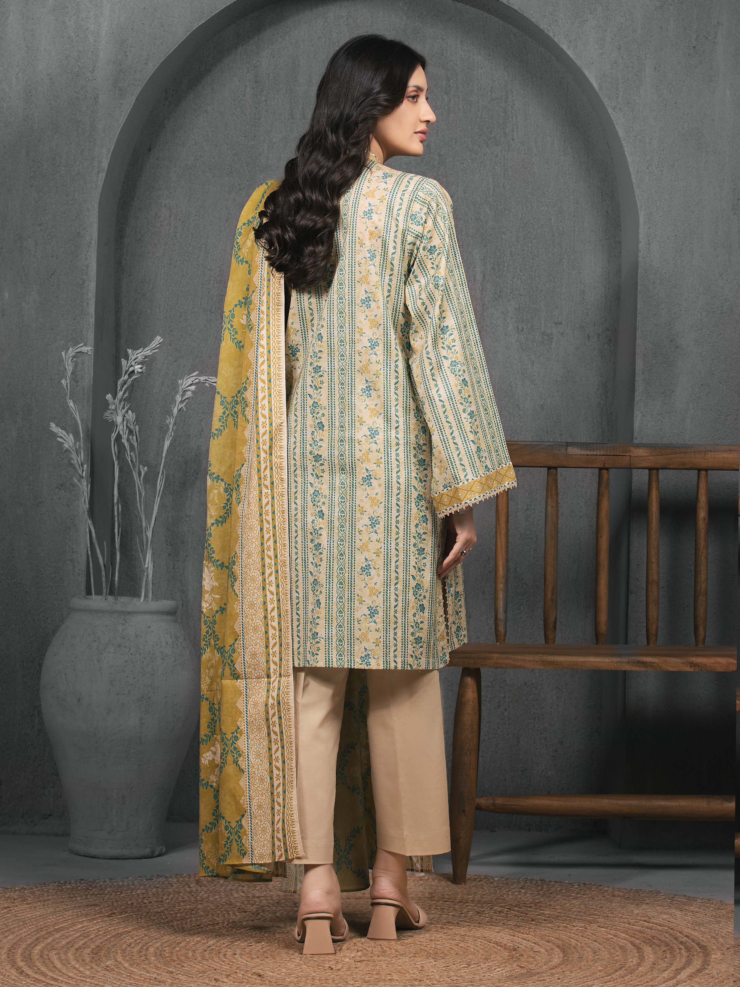 Unstitched Printed Cambric Suit - EWU5A2-35825-3P - Image 5