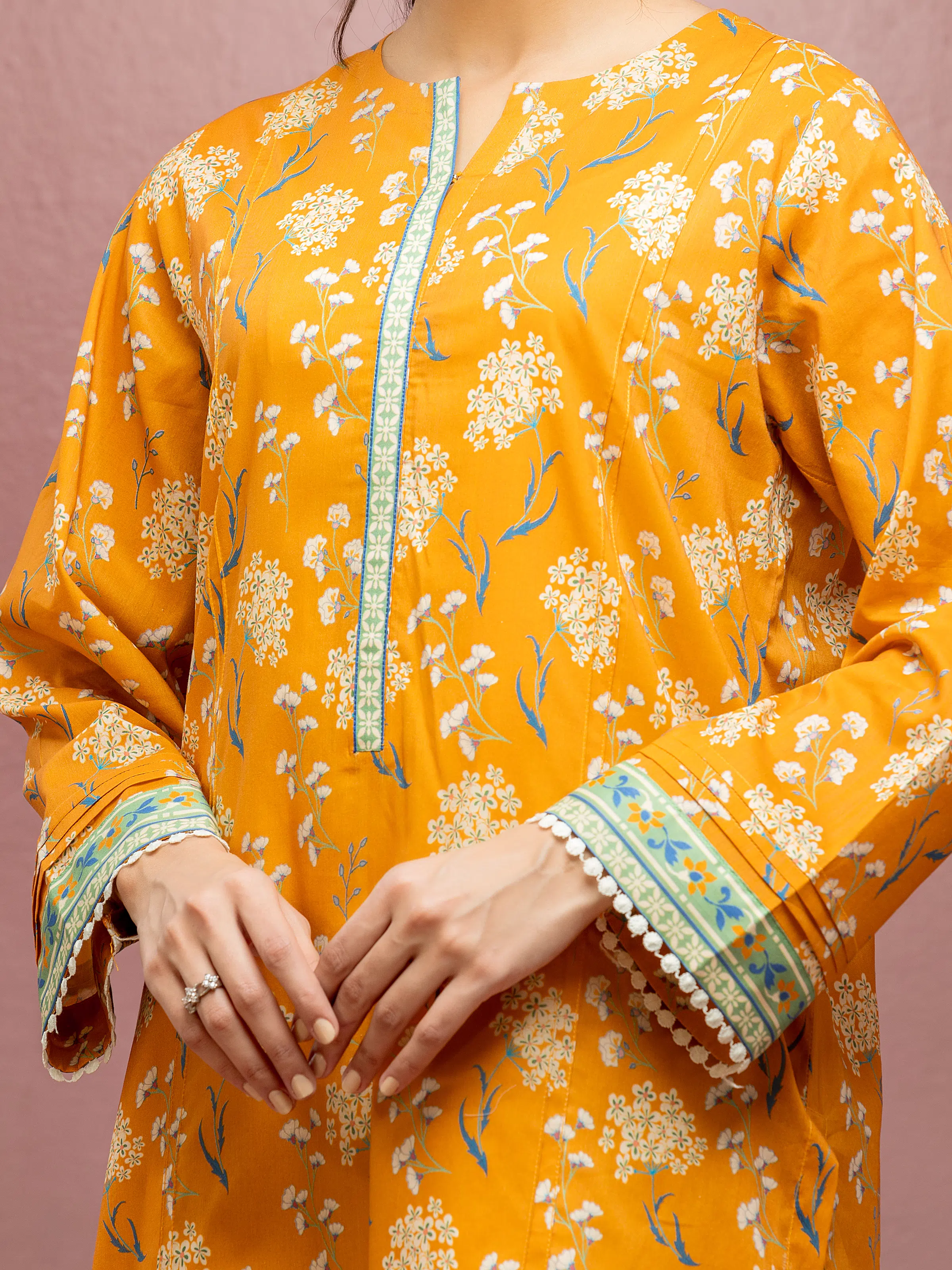 Unstitched Printed Lawn Suit - EWU5A1-35080-3P - Image 4