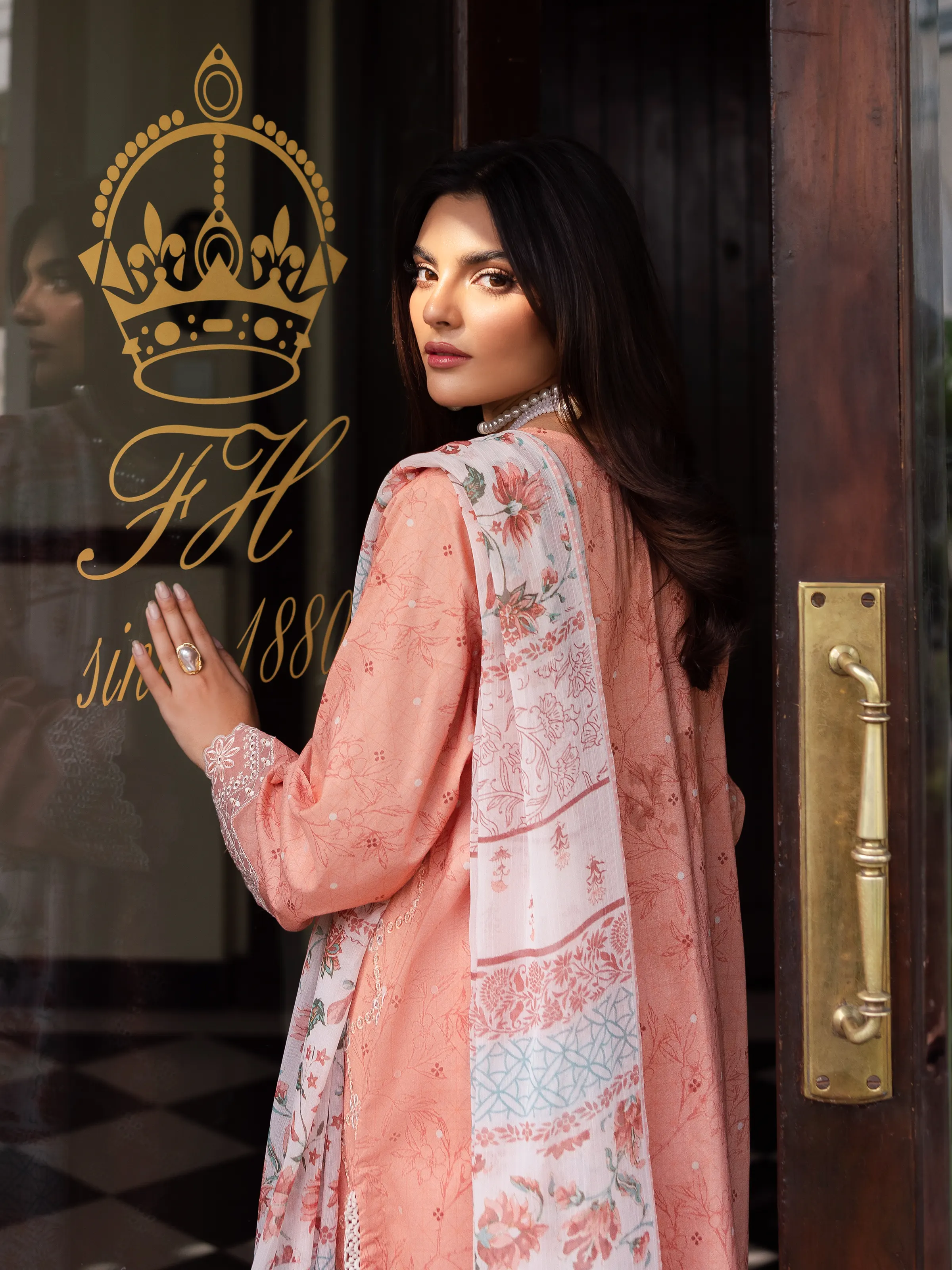 Unstitched Embroidered Lawn Suit - EWU5V1-31400-3P - Image 5
