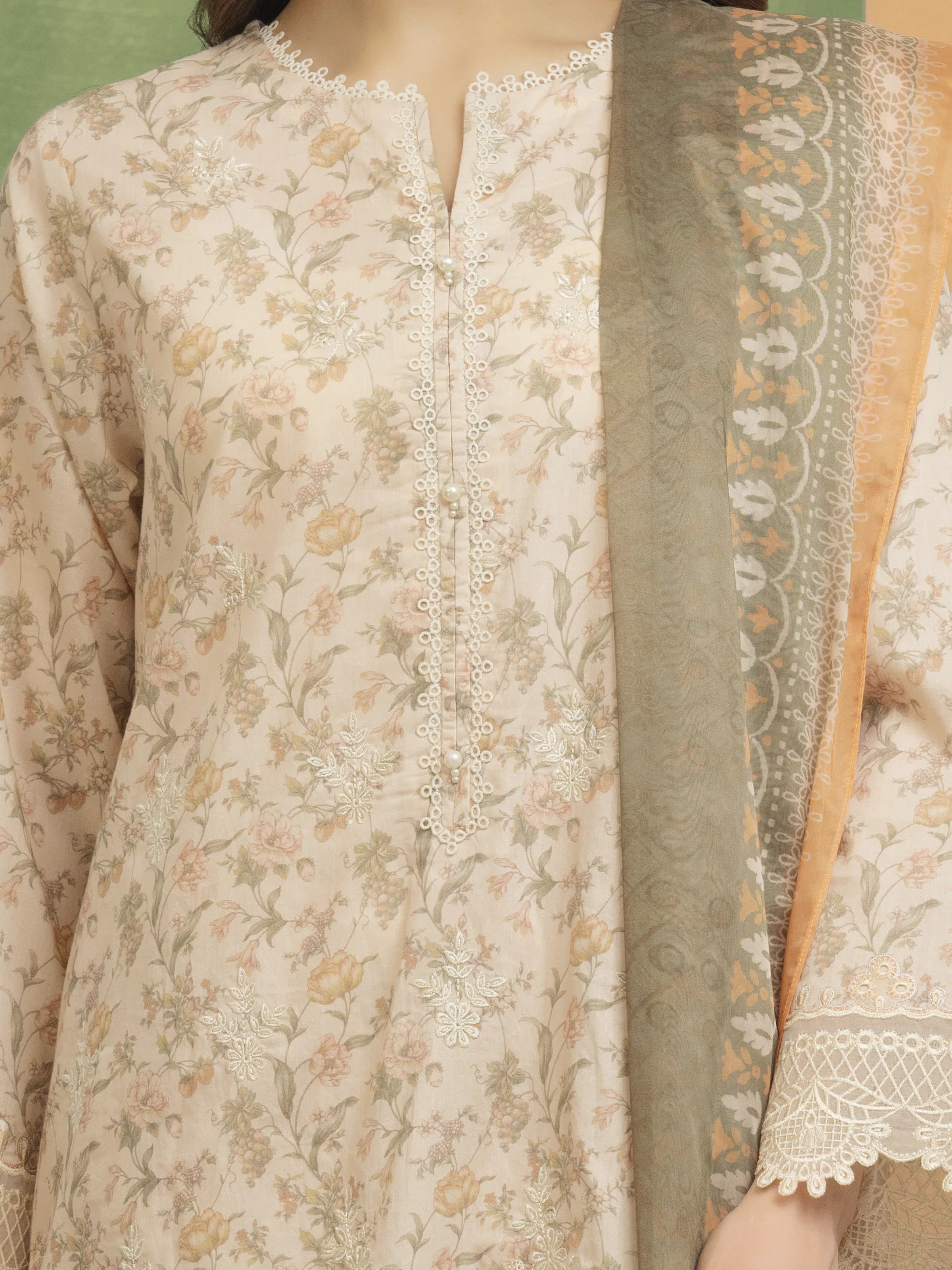 Unstitched Embroidered Lawn Suit - EWU5V1-31446-3P - Image 3