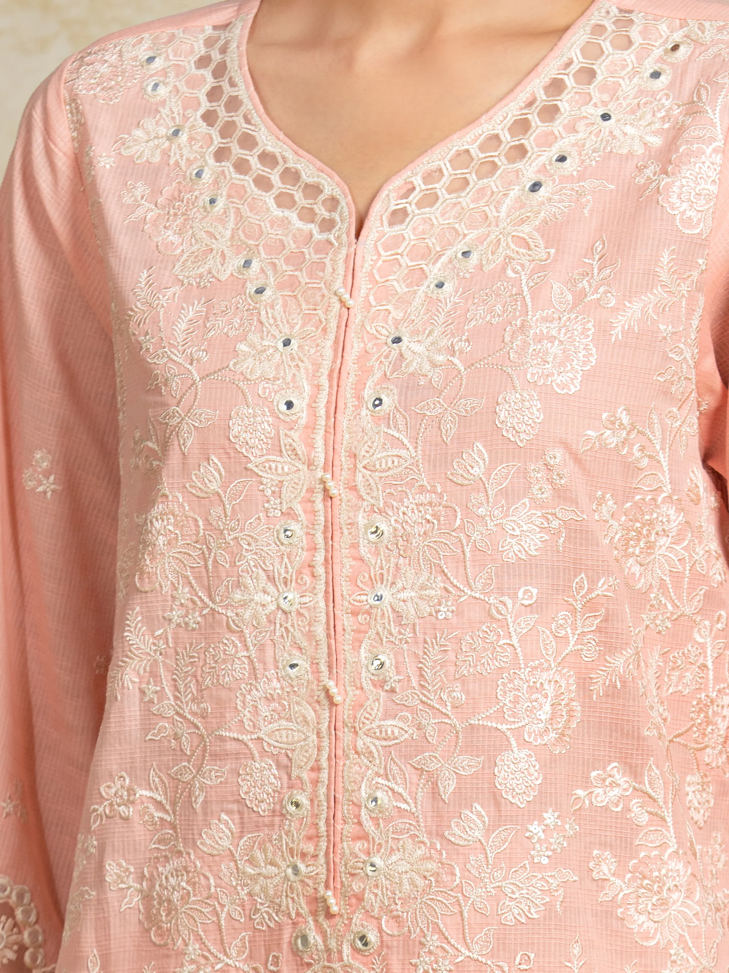 Unstitched Embroidered Lawn Suit - EWU5V1-31704-3P - Image 3
