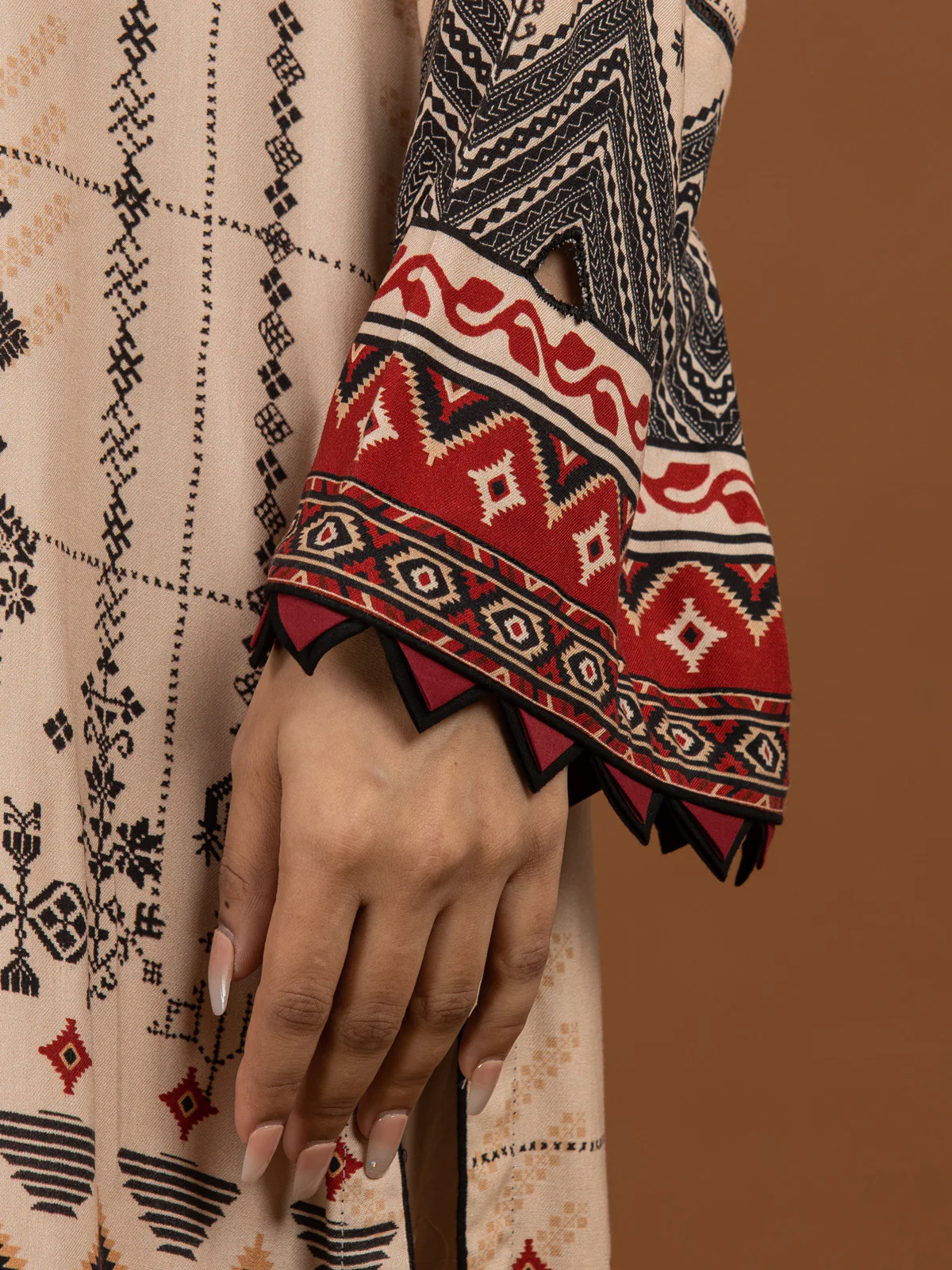 Unstitched Embroidered Viscose Suit - EWU22V13-24045 - Image 4