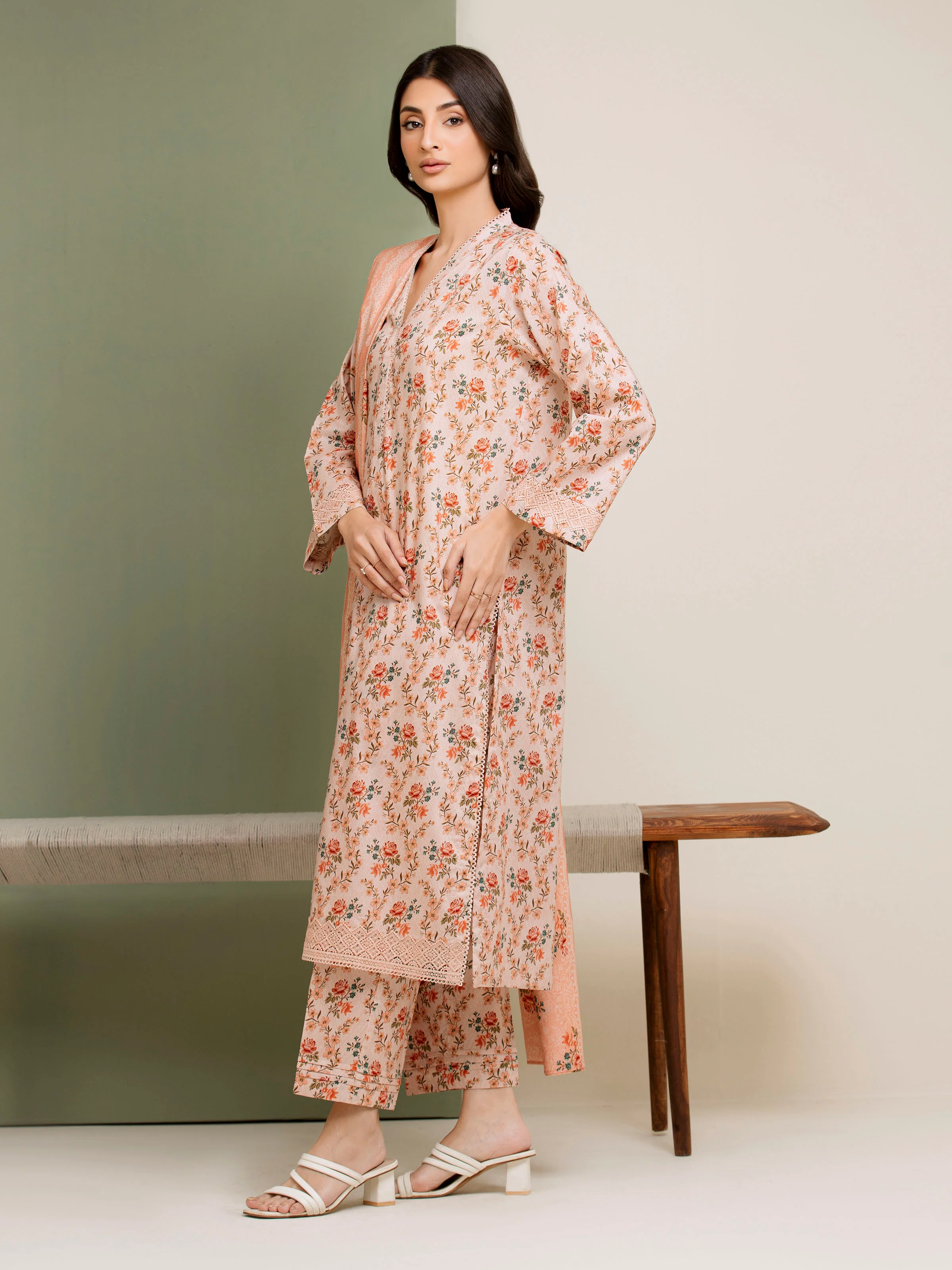 Unstitched Printed Lawn Suit - EWU5A1-35144-3P - Image 5