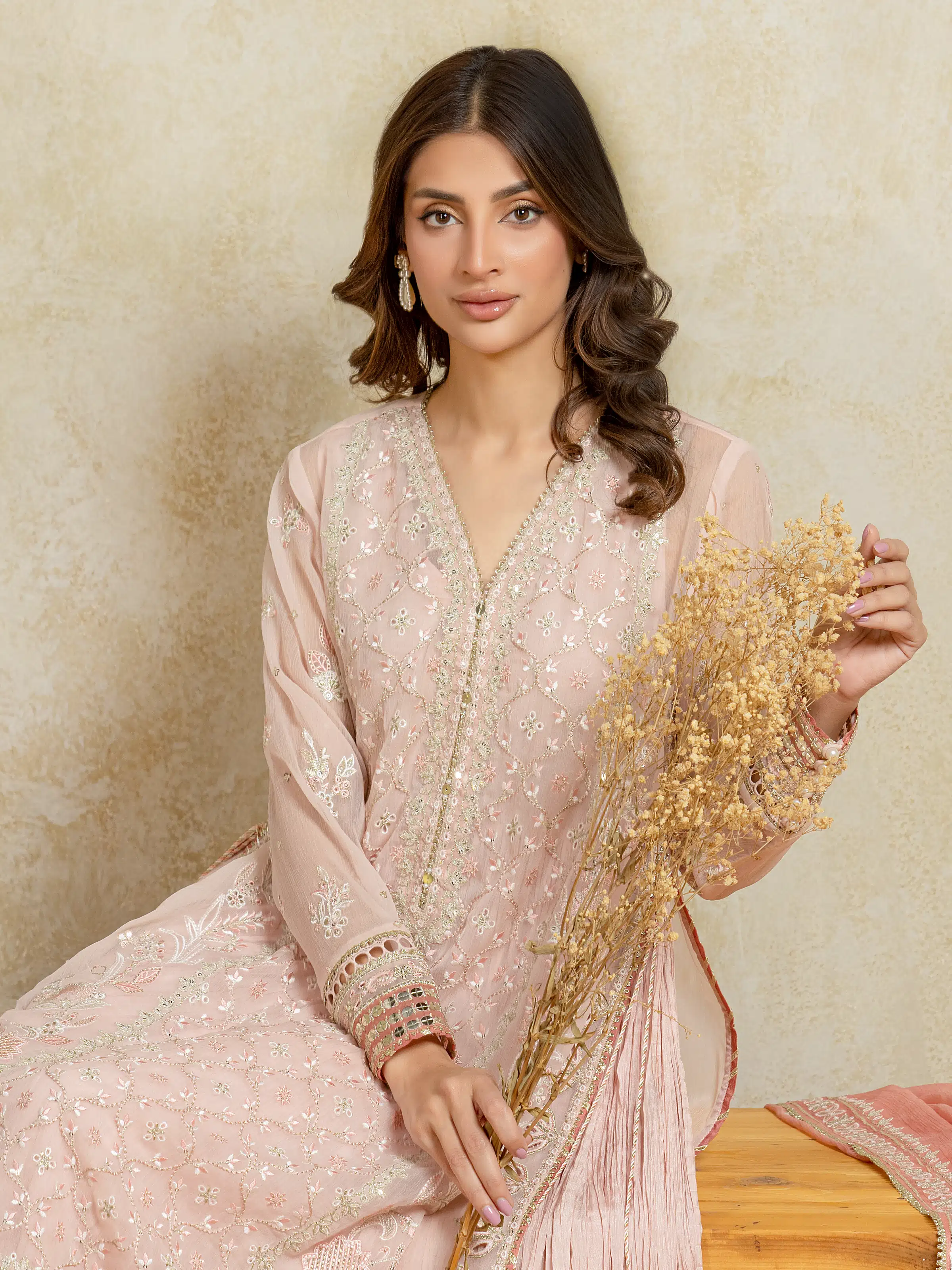 Unstitched Embroidered Chiffon Suit - EWU5V5-31302-3P - Image 3