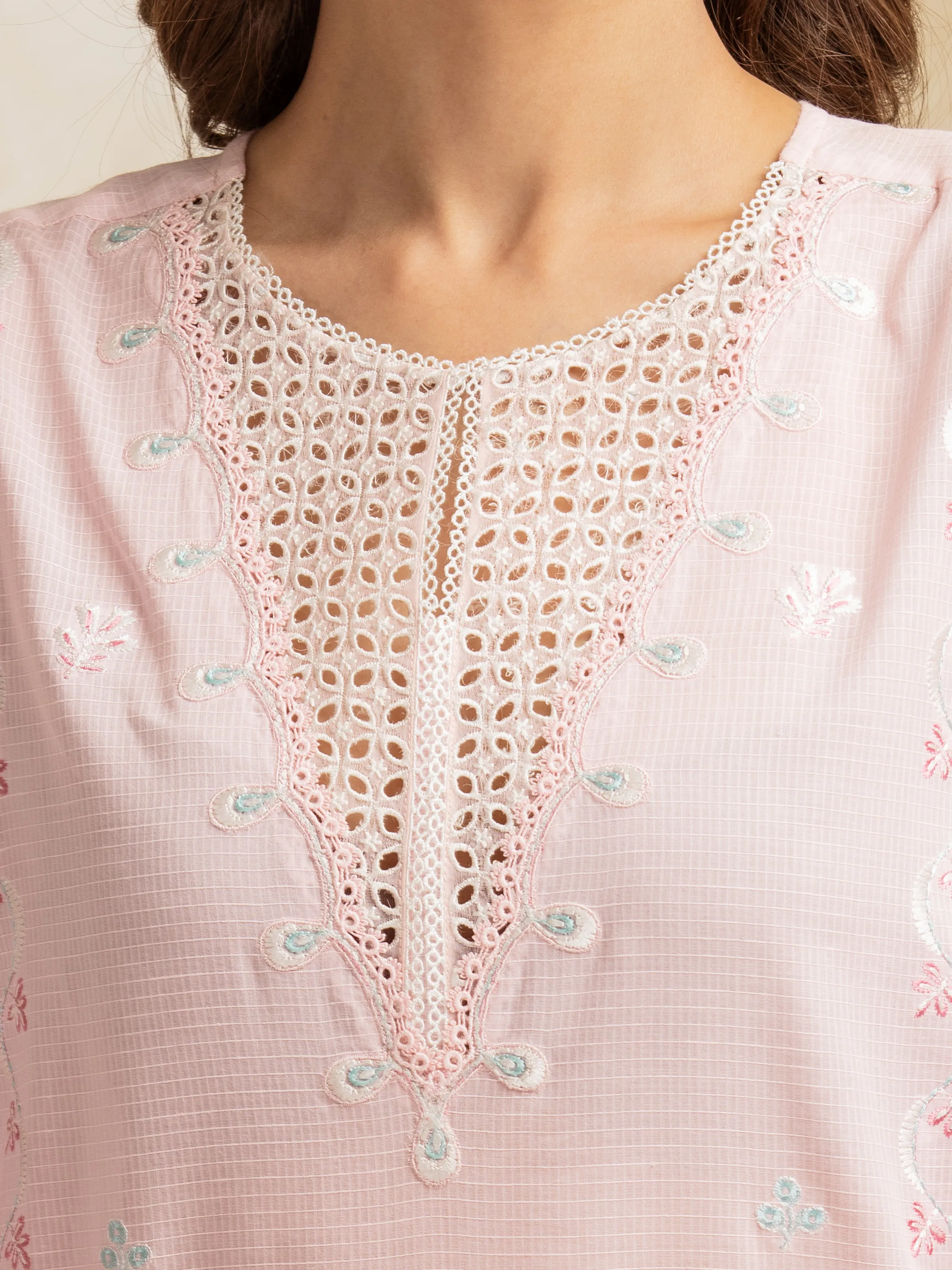 Unstitched Embroidered Lawn Shirt - EWU5V1-31236S - Image 3
