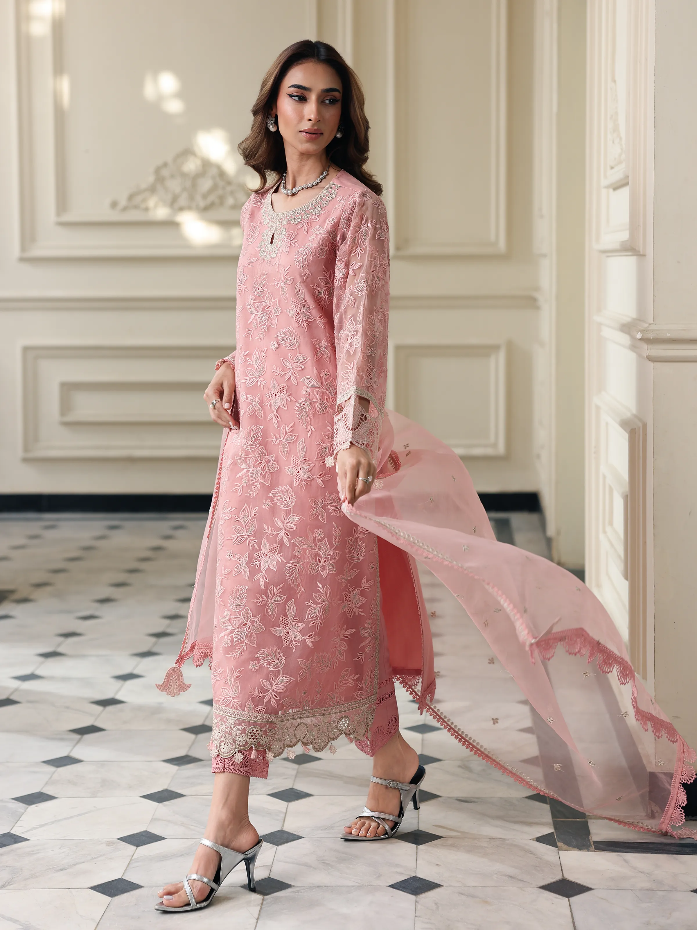 Unstitched Embroidered Organza Suit - EWU5V4-31263-3P - Image 5