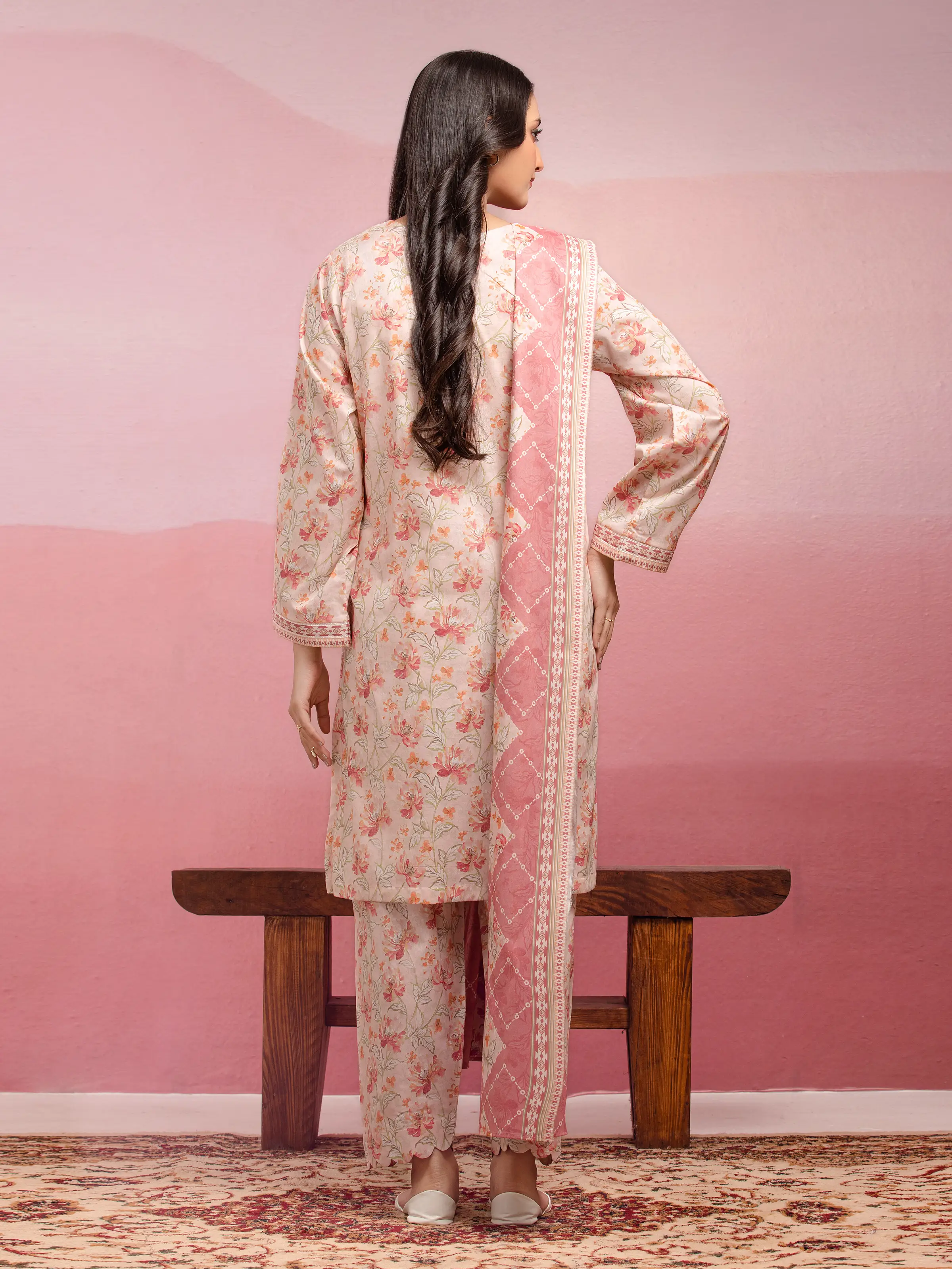 Unstitched Printed Lawn Suit - EWU5A1-35050-3P - Image 2