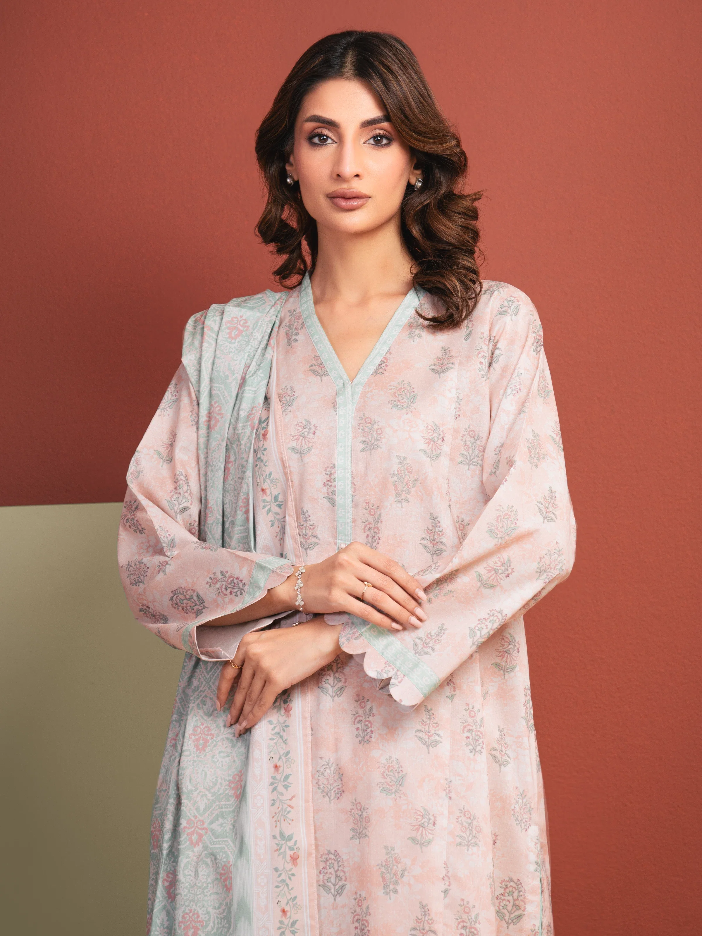 Unstitched Printed Lawn Suit - EWU5A1-35300-3P - Image 2