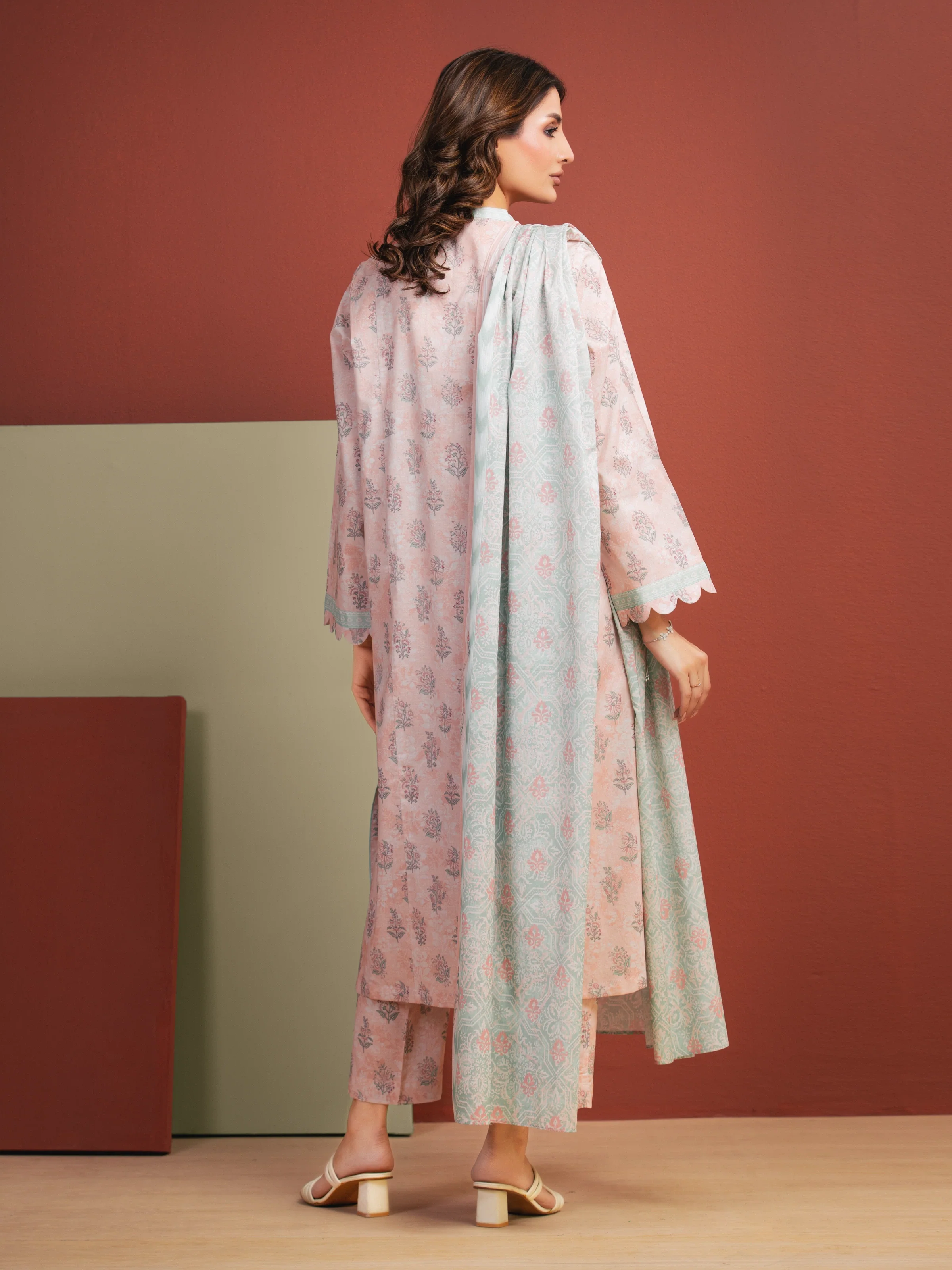 Unstitched Printed Lawn Suit - EWU5A1-35300-3P - Image 6