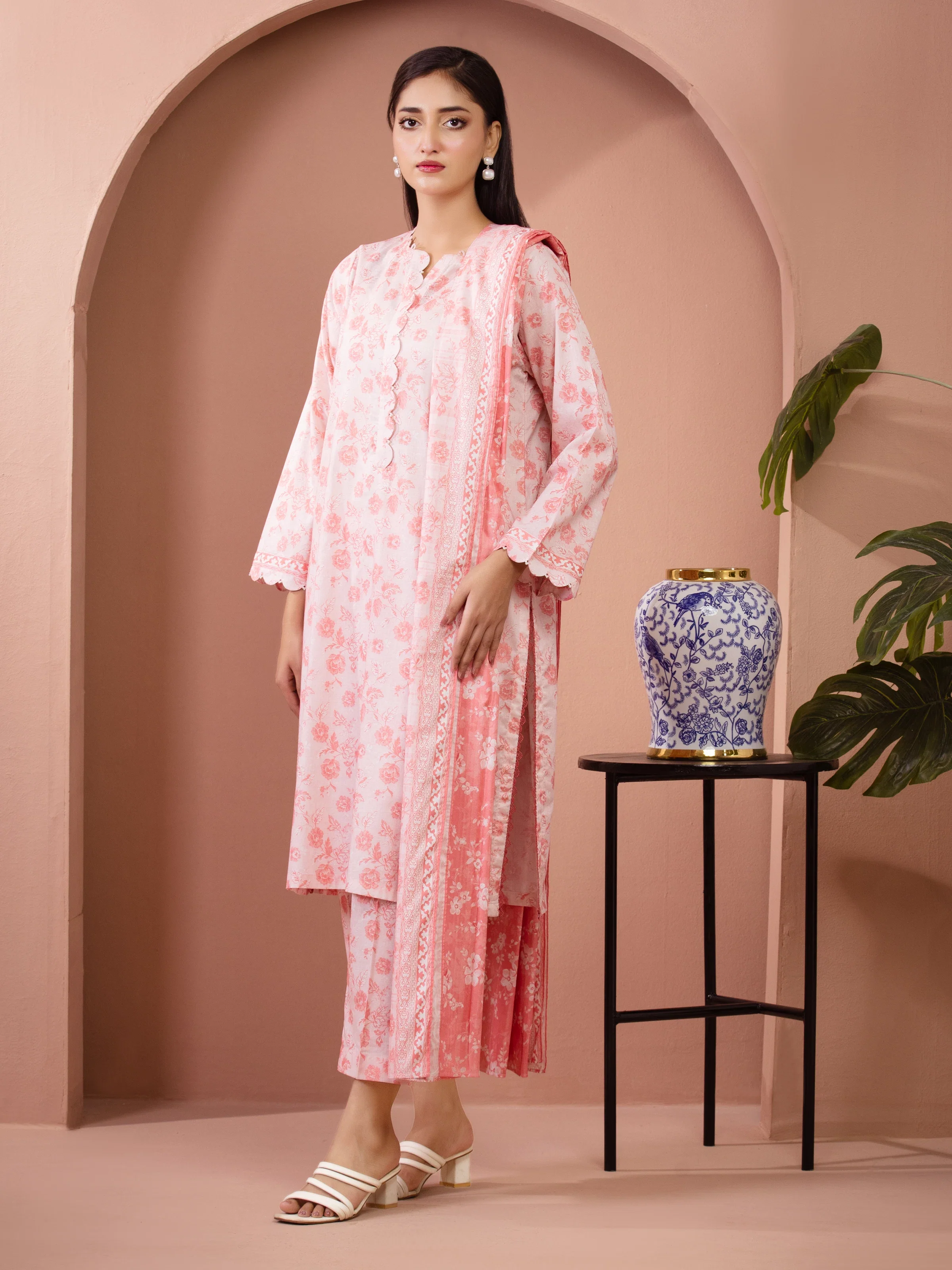 Unstitched Printed Lawn Suit - EWU5A1-35625-3P - Image 5