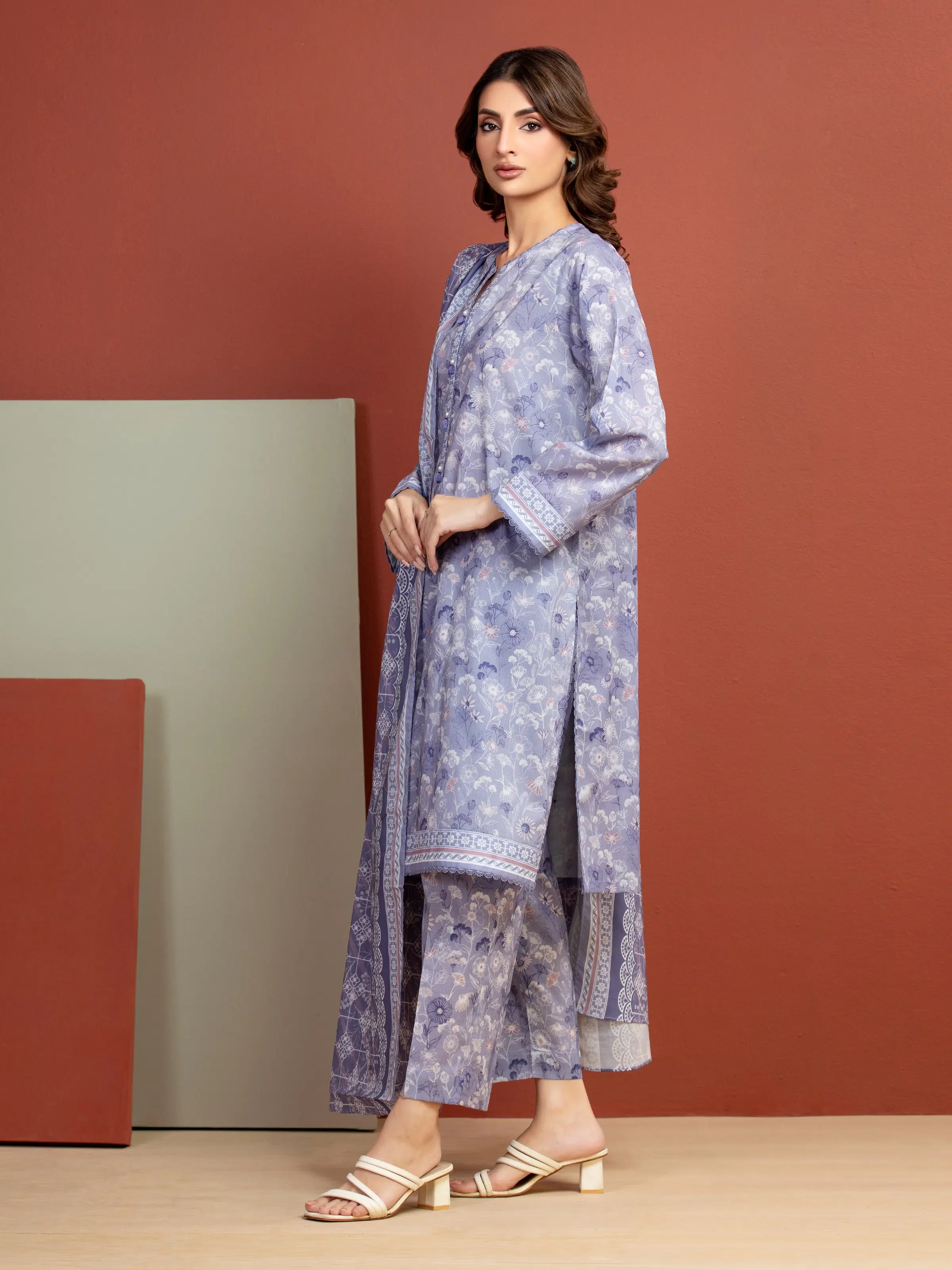 Unstitched Printed Lawn Suit - EWU5A1-35288-3P - Image 5