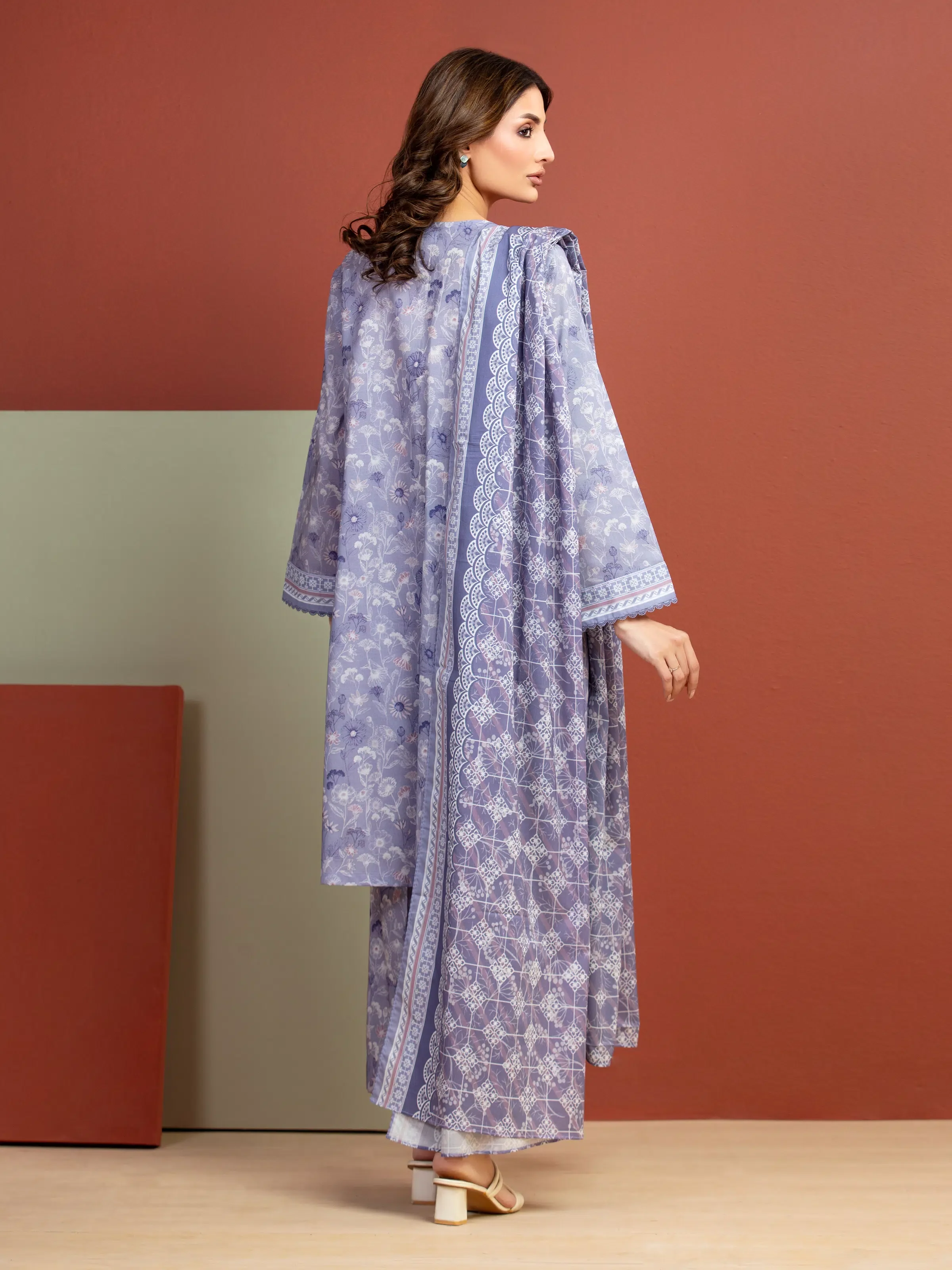 Unstitched Printed Lawn Suit - EWU5A1-35288-3P - Image 6