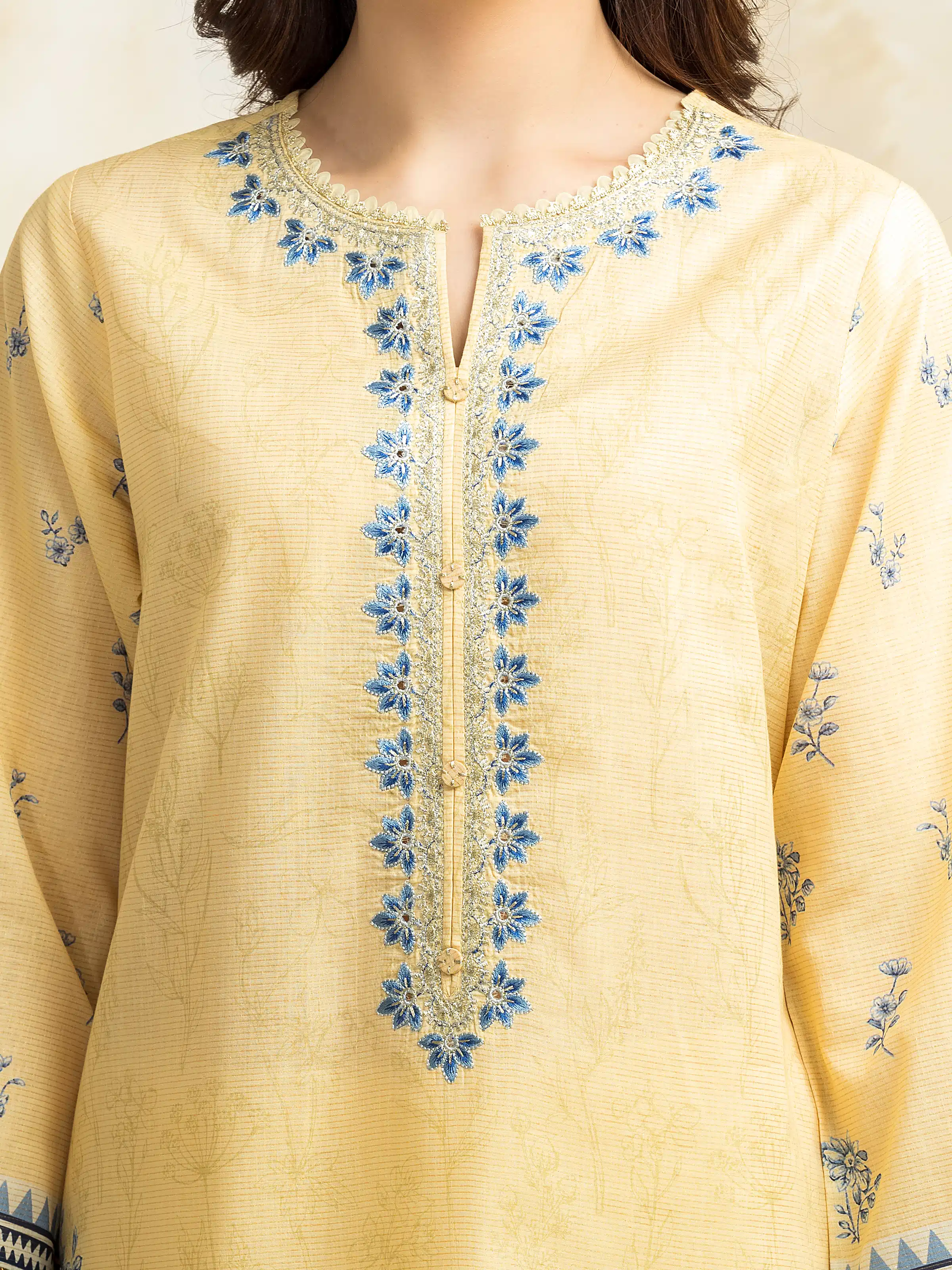 Unstitched Embroidered Lawn Suit - EWU5V1-31191-3P - Image 5