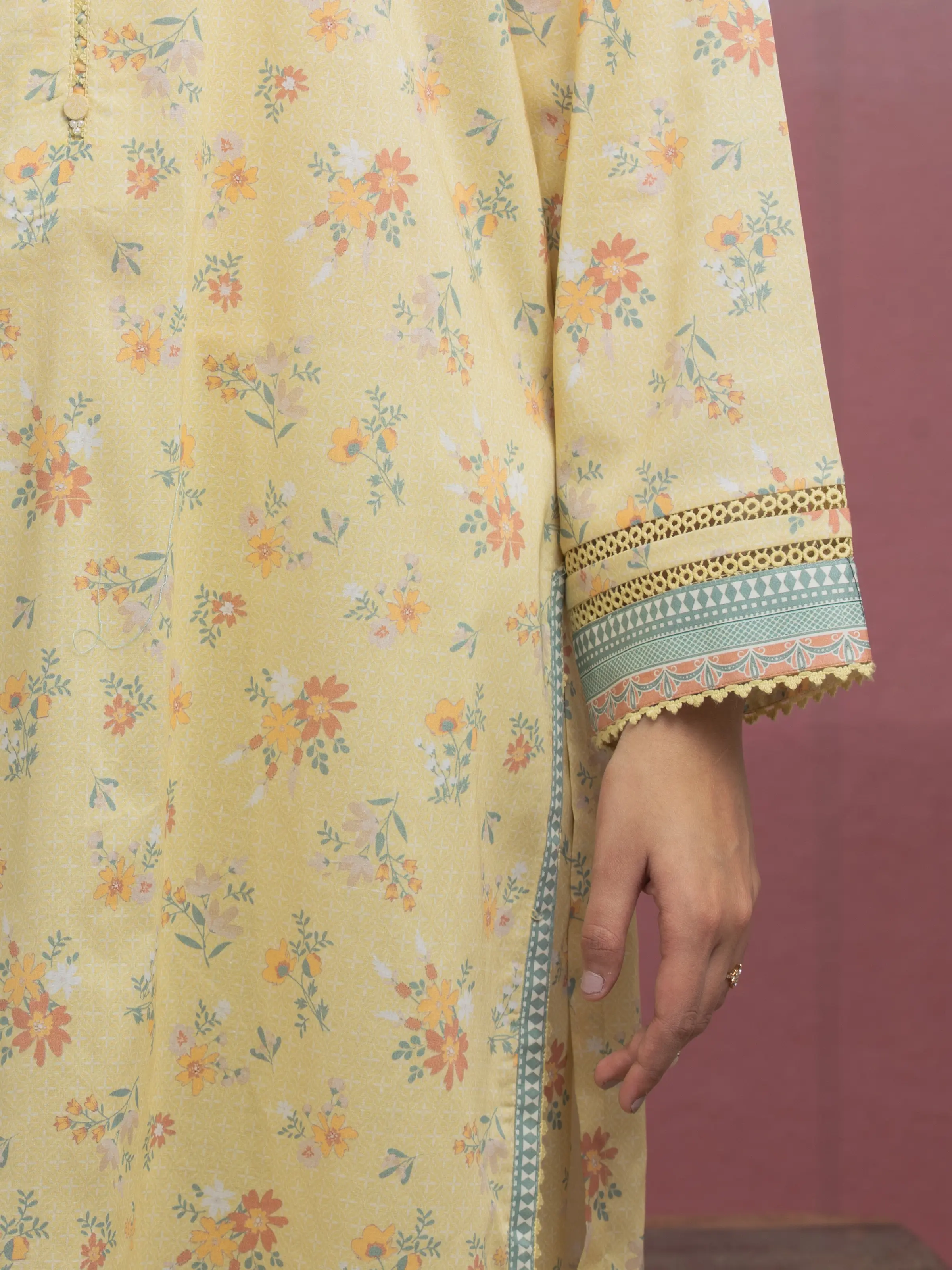 Unstitched Printed Lawn Suit - EWU5A1-35065-3P - Image 4