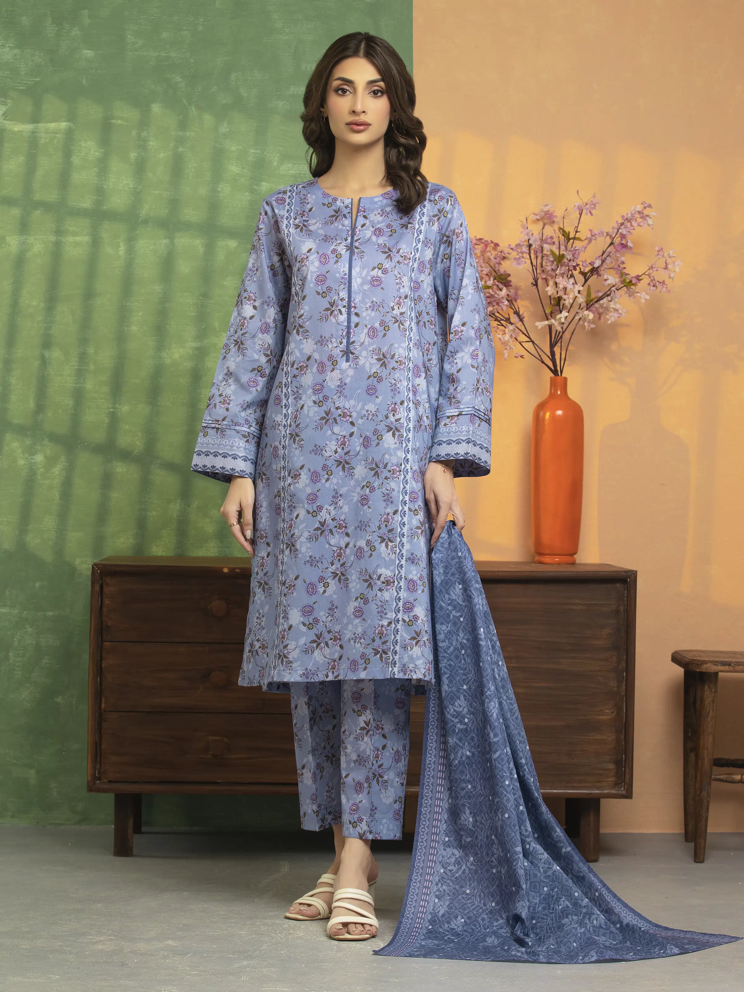 Unstitched Printed Lawn Suit - EWU5A1-35075-3P